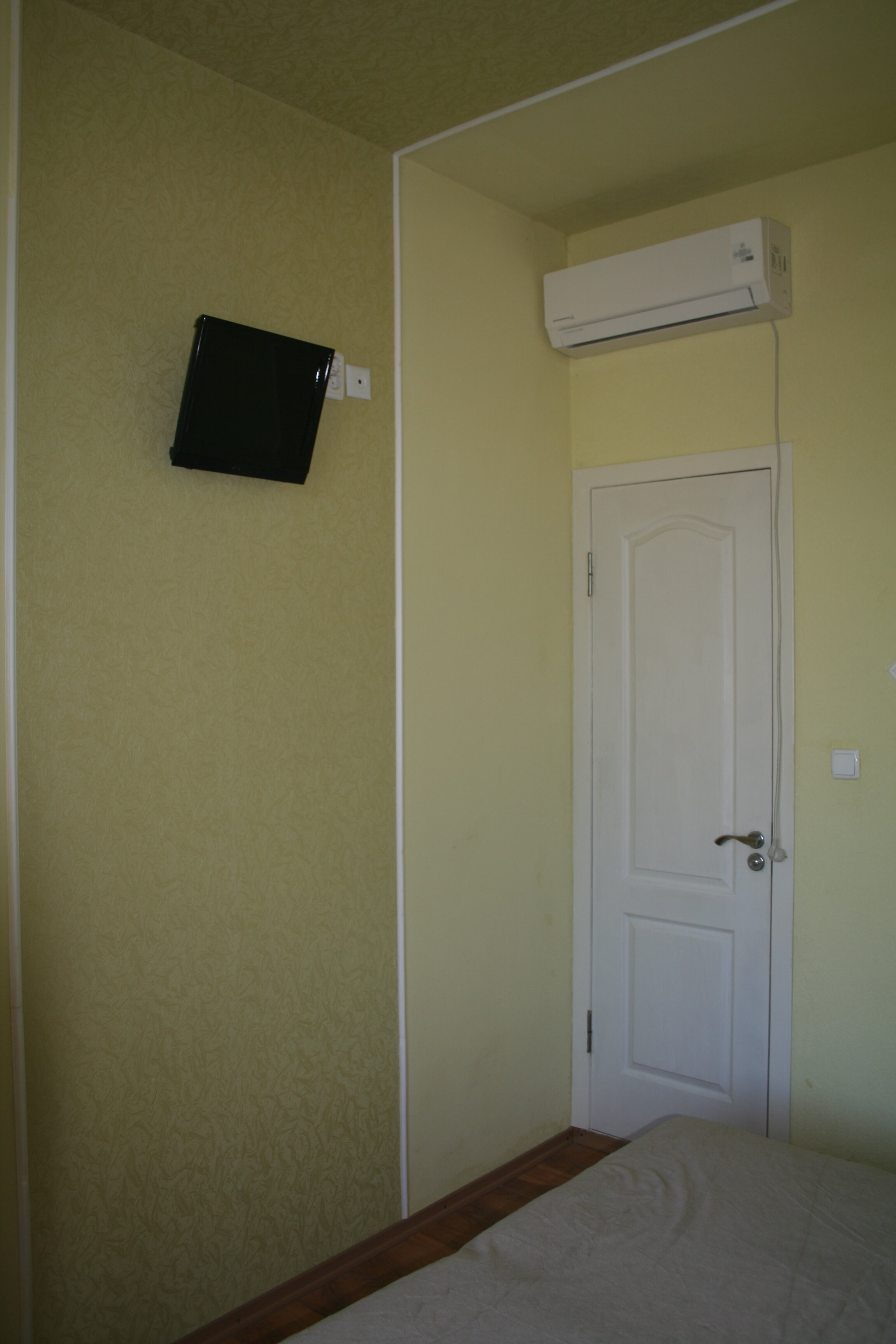 Стандартный двухместный номер с 1 кроватью или 2 отдельными кроватями, вид на сад