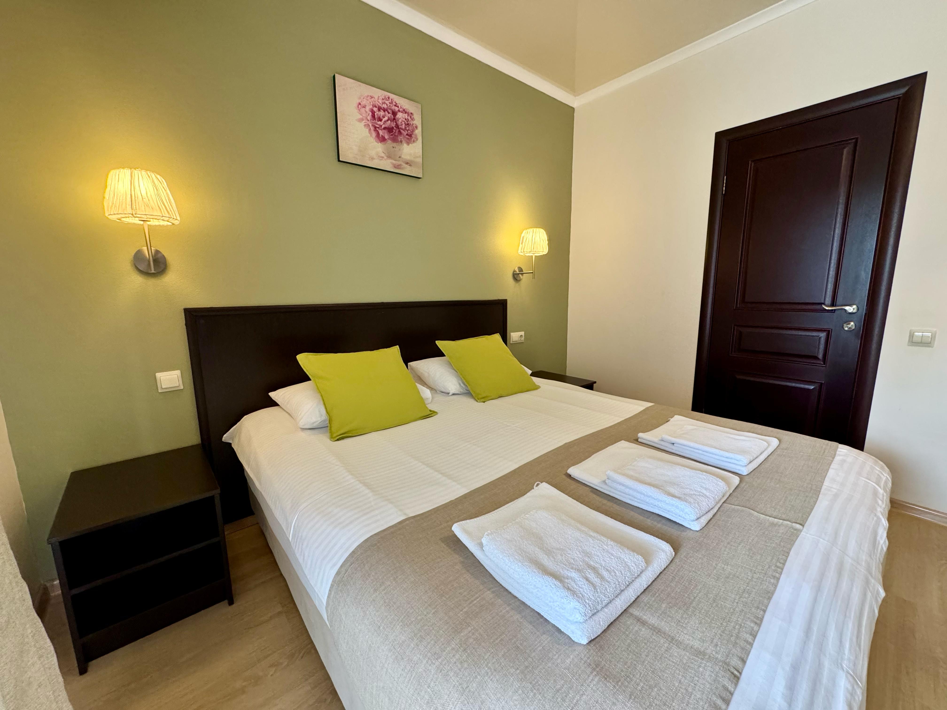 Трёхместный с террасой