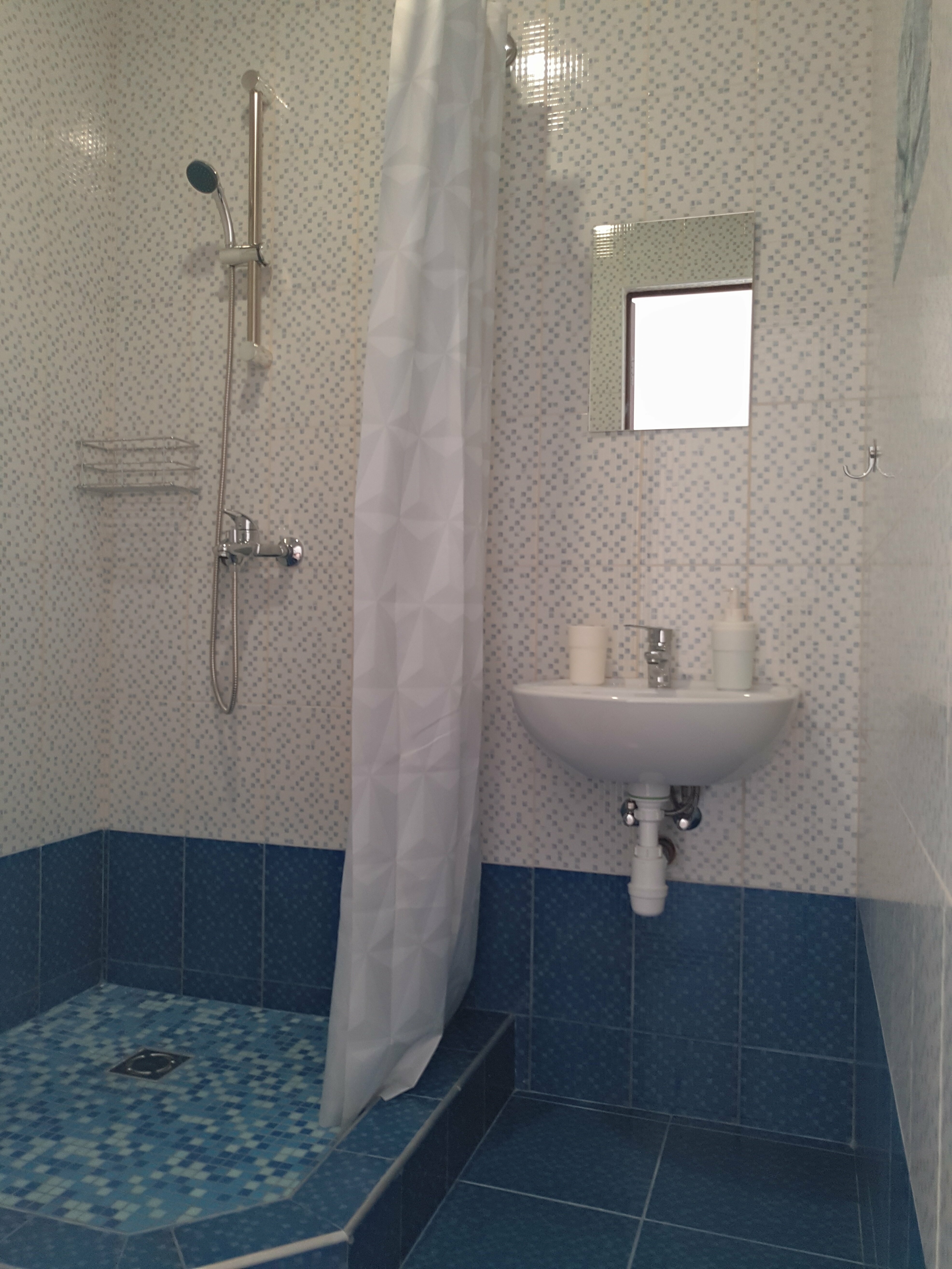 Улучшенный двухместный номер с 1 кроватью или 2 отдельными кроватями