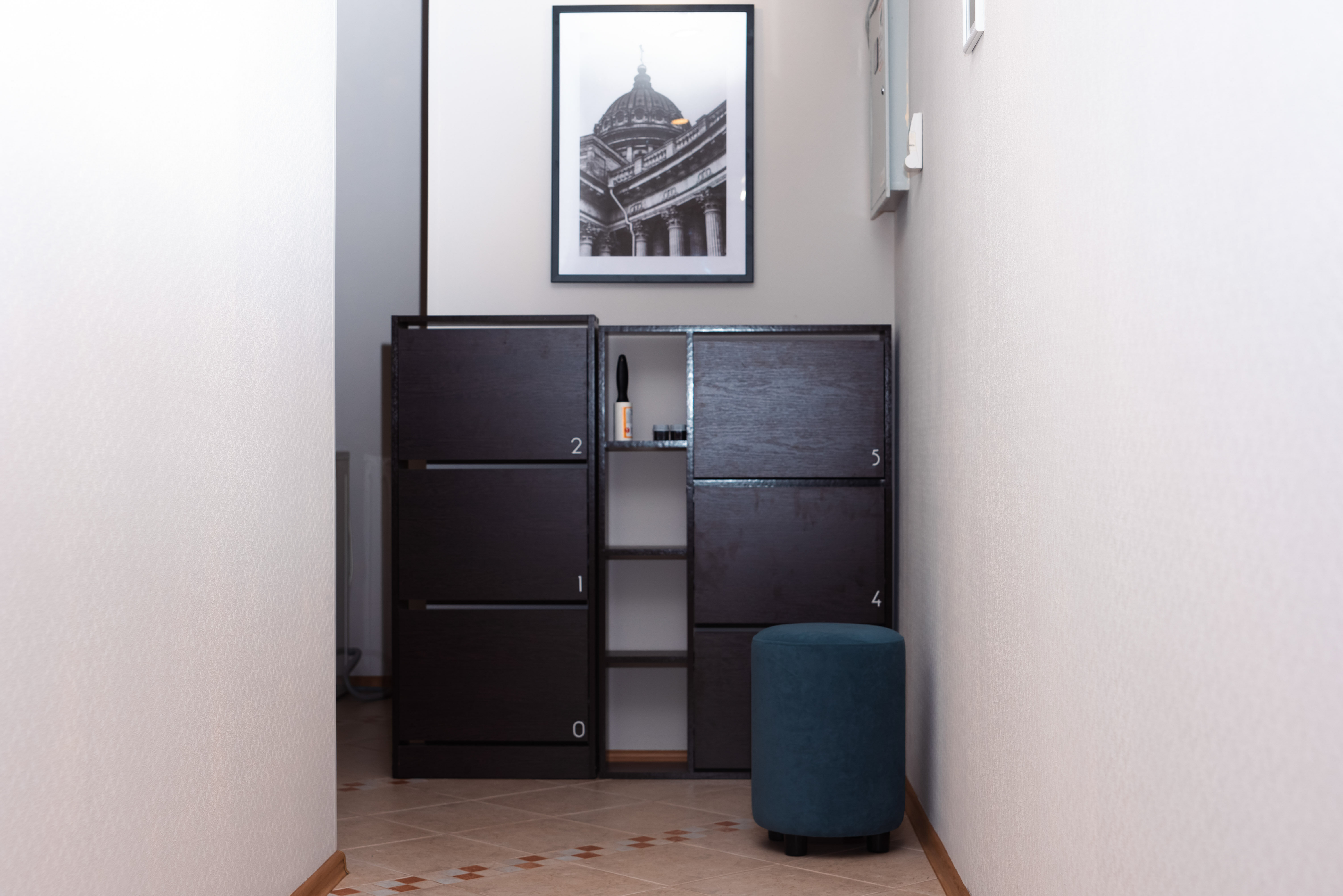 Двухместный номер с 2 отдельными кроватями и общей ванной комнатой