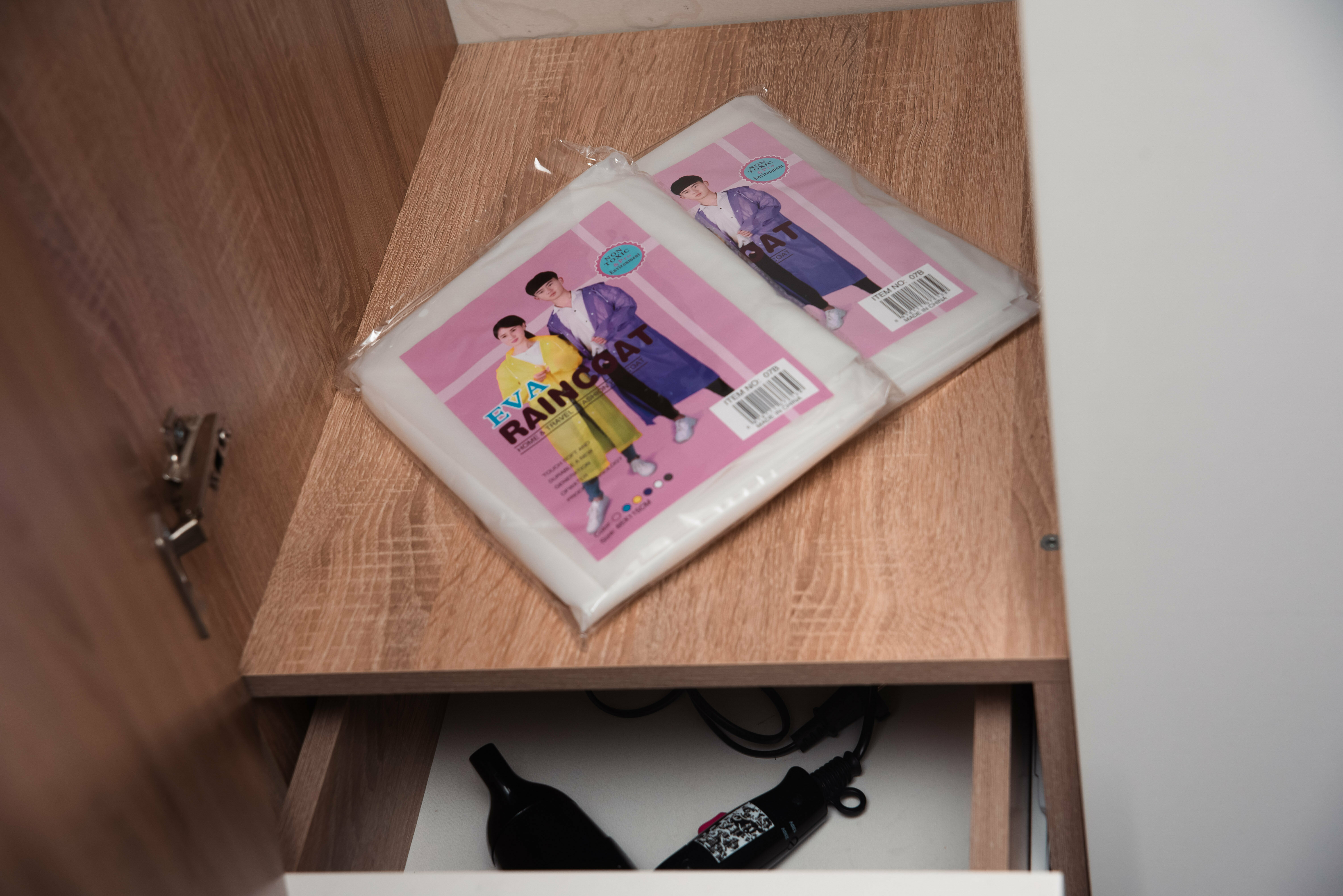 Двухместный номер с 2 отдельными кроватями и общей ванной комнатой