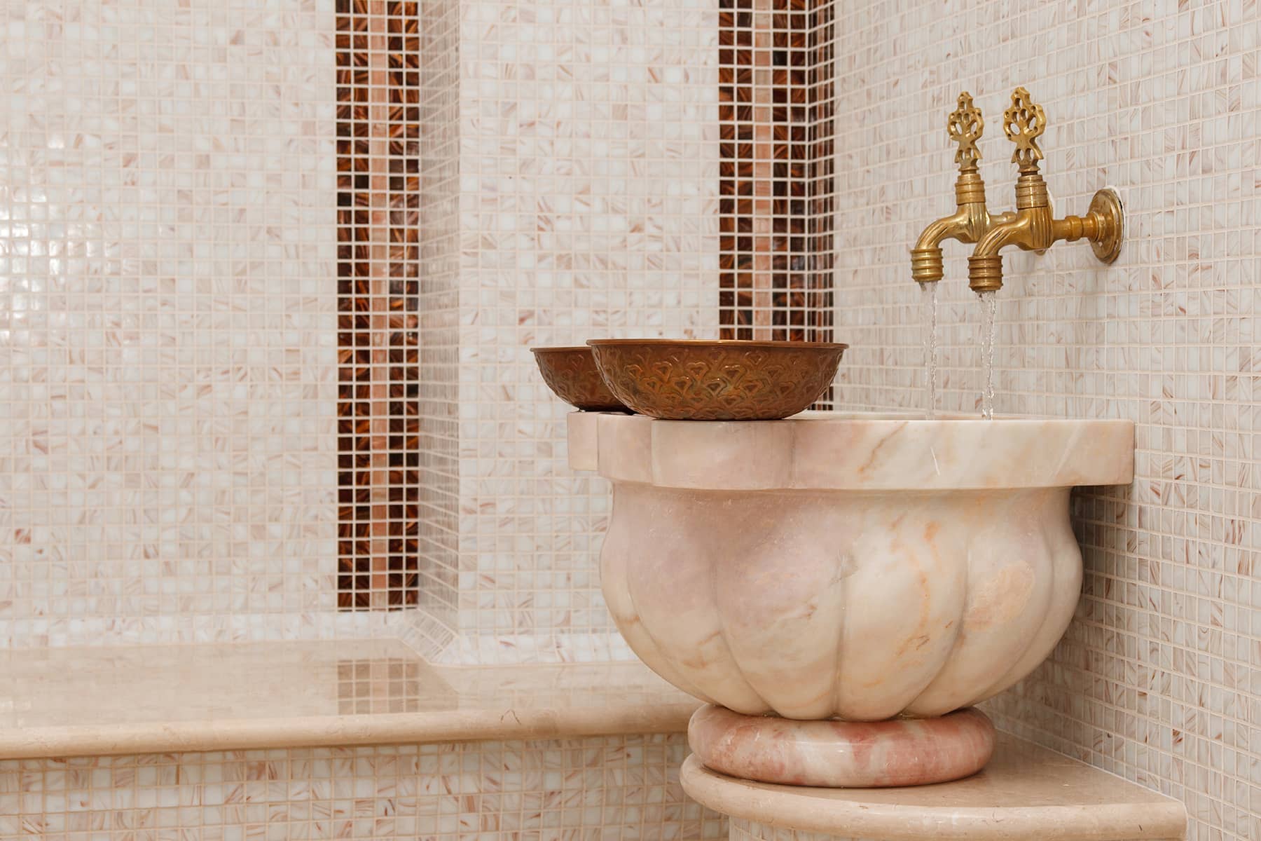 Номер с сауной, хаммамом и мини бассейном