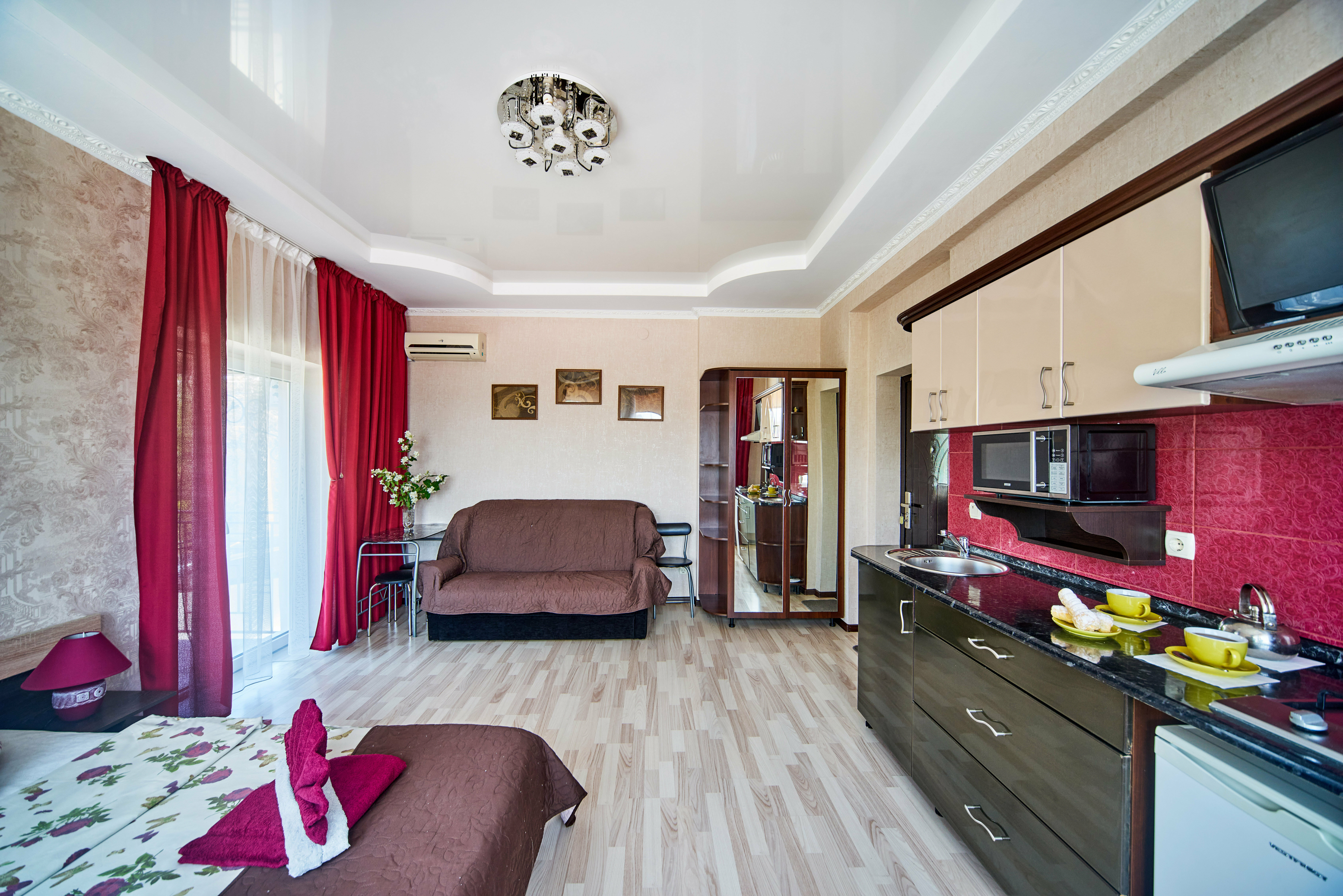 Номер-студия с видом на море