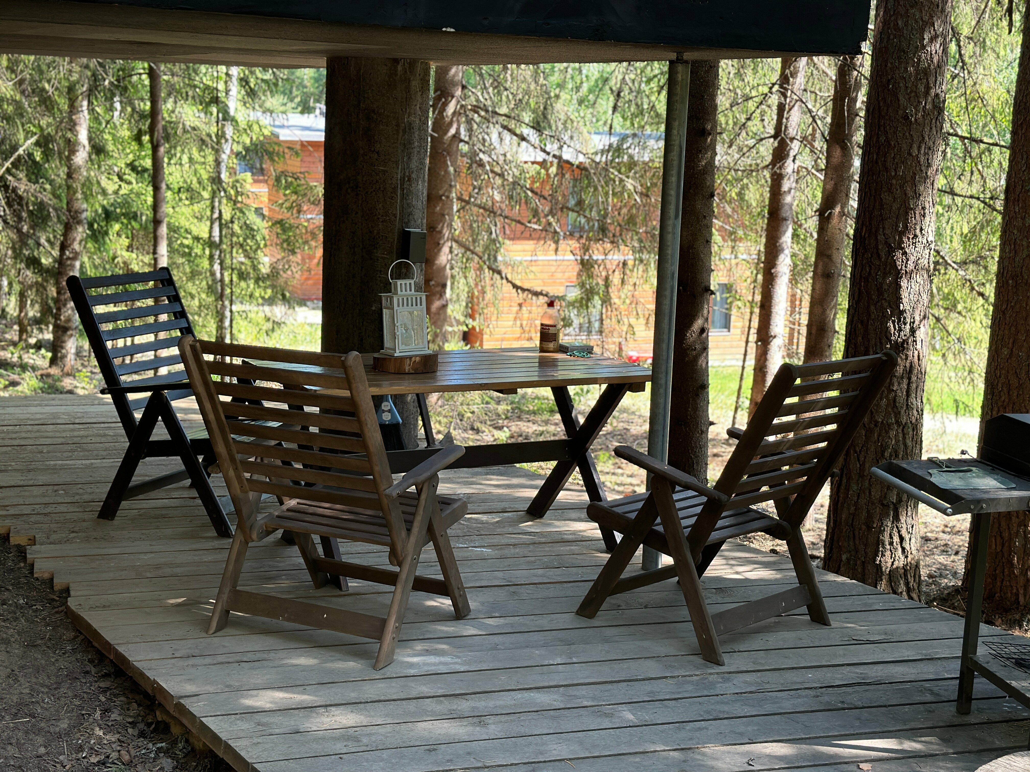 Коттедж с видом на лес