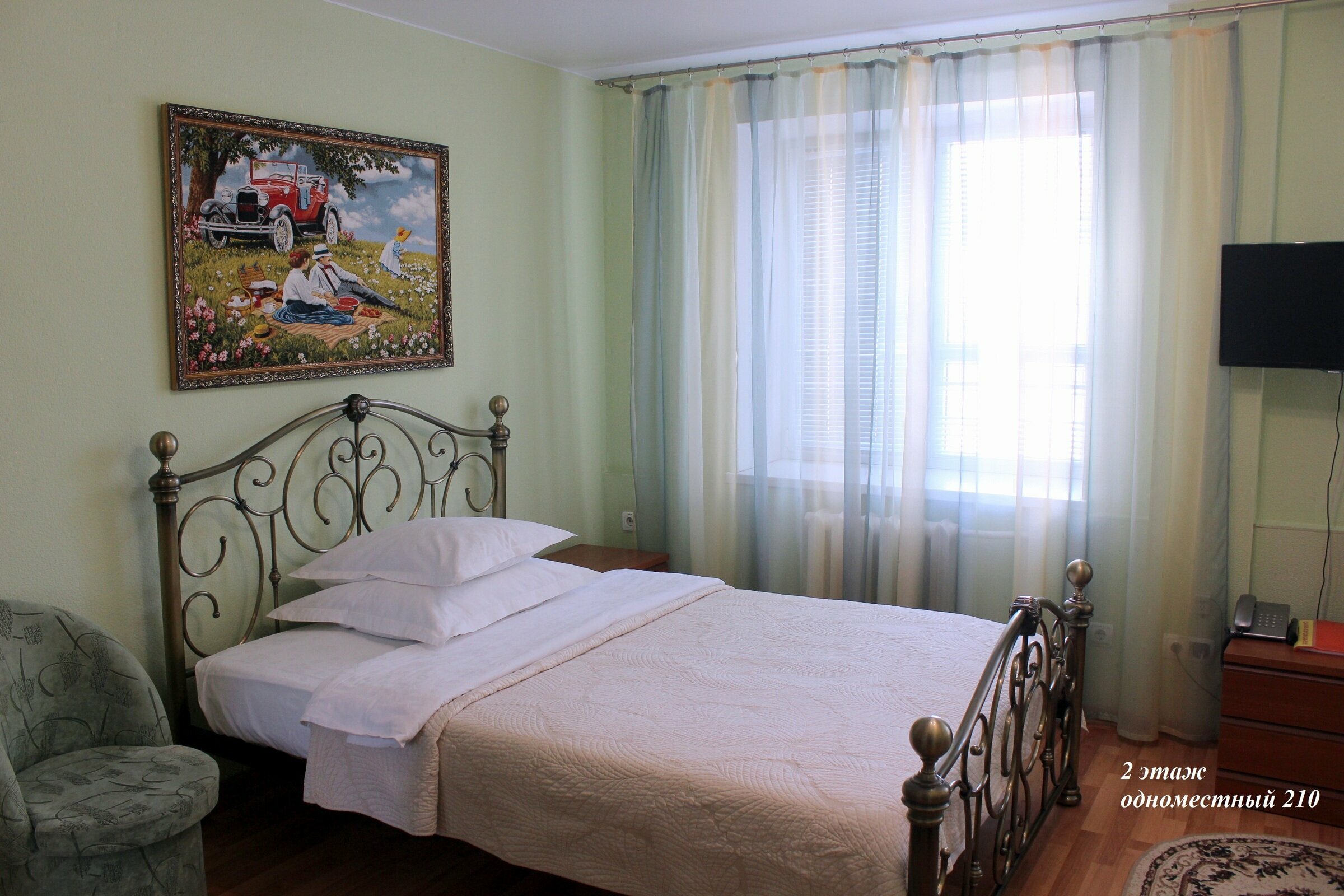 Большой двухместный номер с 1 кроватью