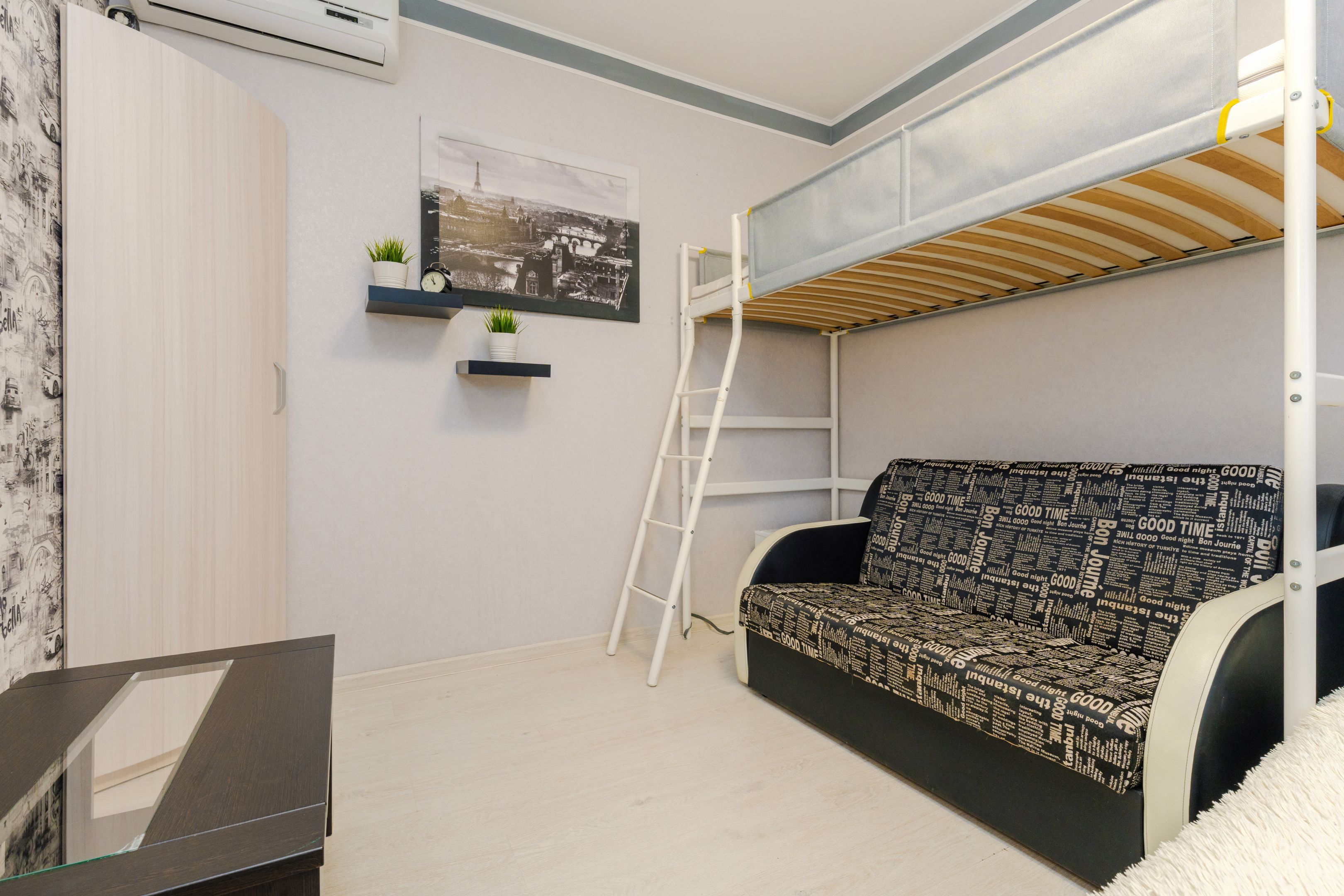 Четырехместный номер эконом-класса