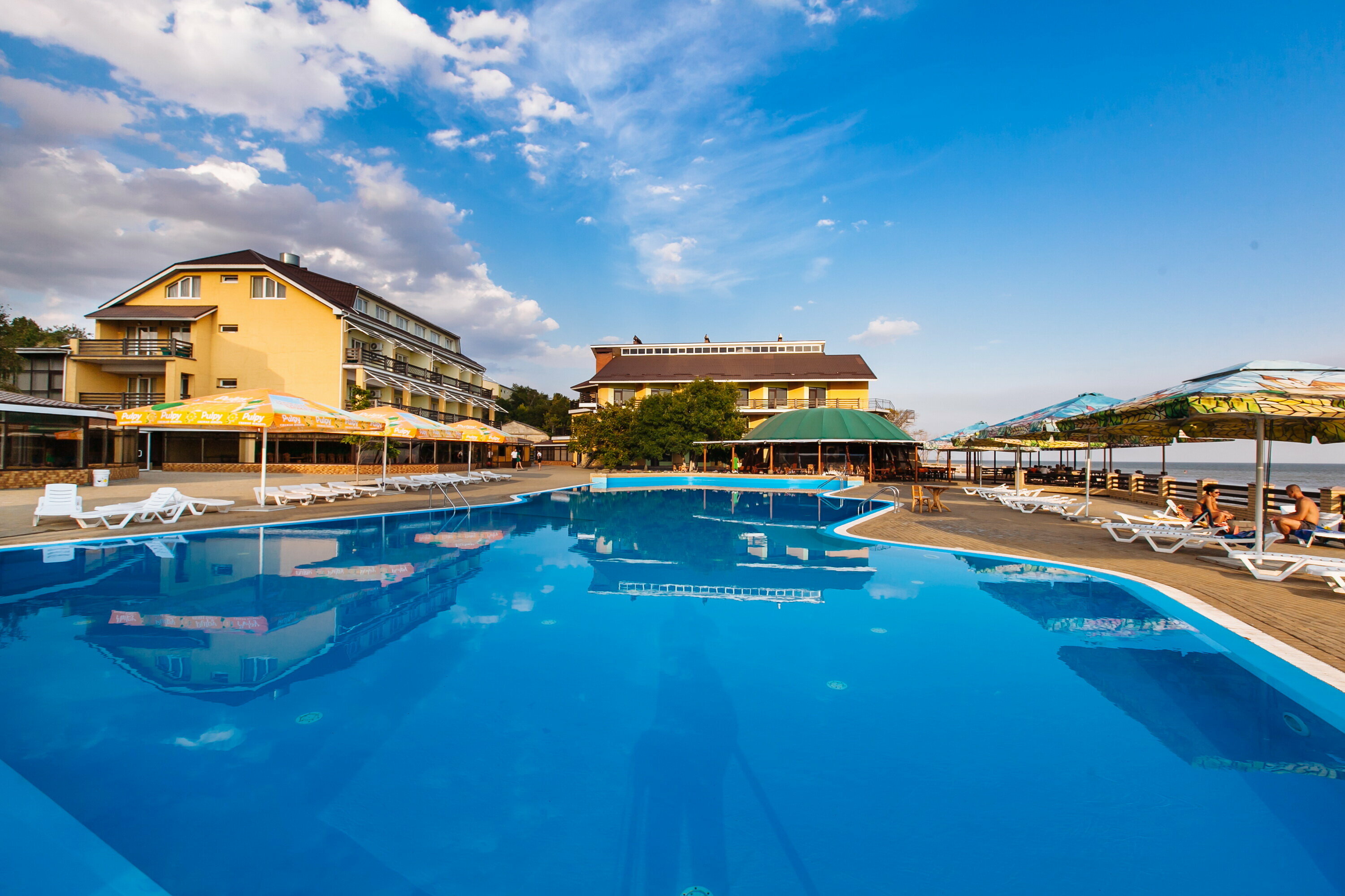 Двухместный номер с 2 отдельными кроватями, вид на бассейн