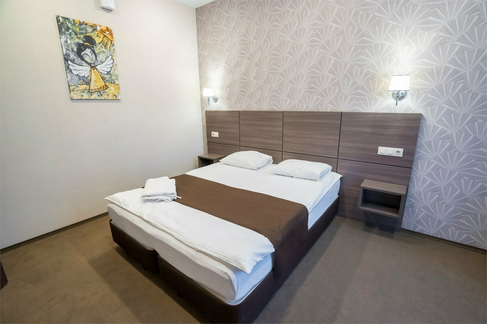 Джуниор Сьют четырехместный с двумя дополнительными местами (КОРПУС 3)