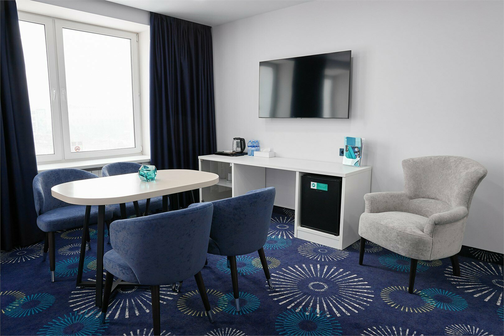 Джуниор Сюит семейный