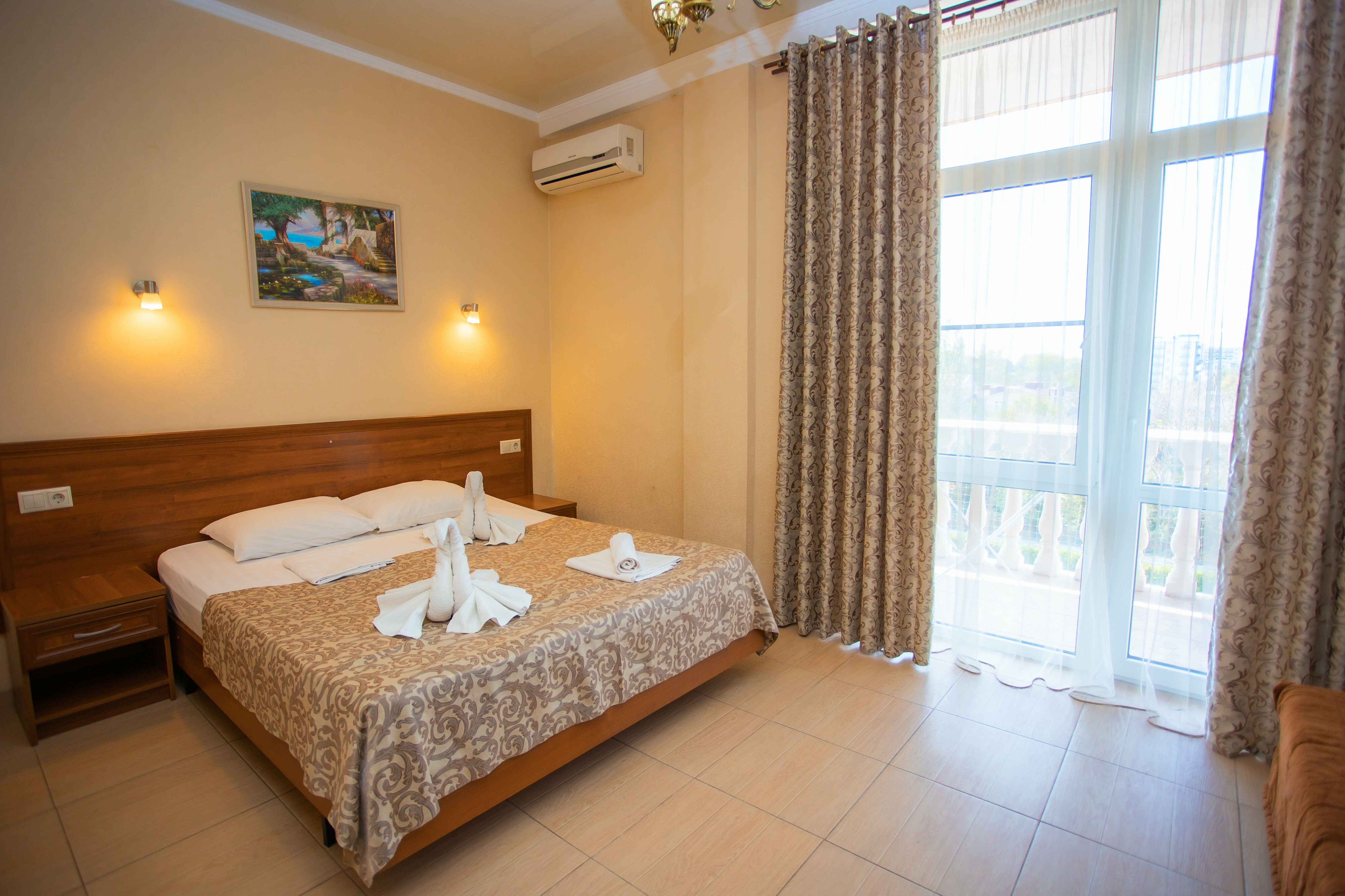 Стандартный двухместный номер с 1 кроватью и балконом