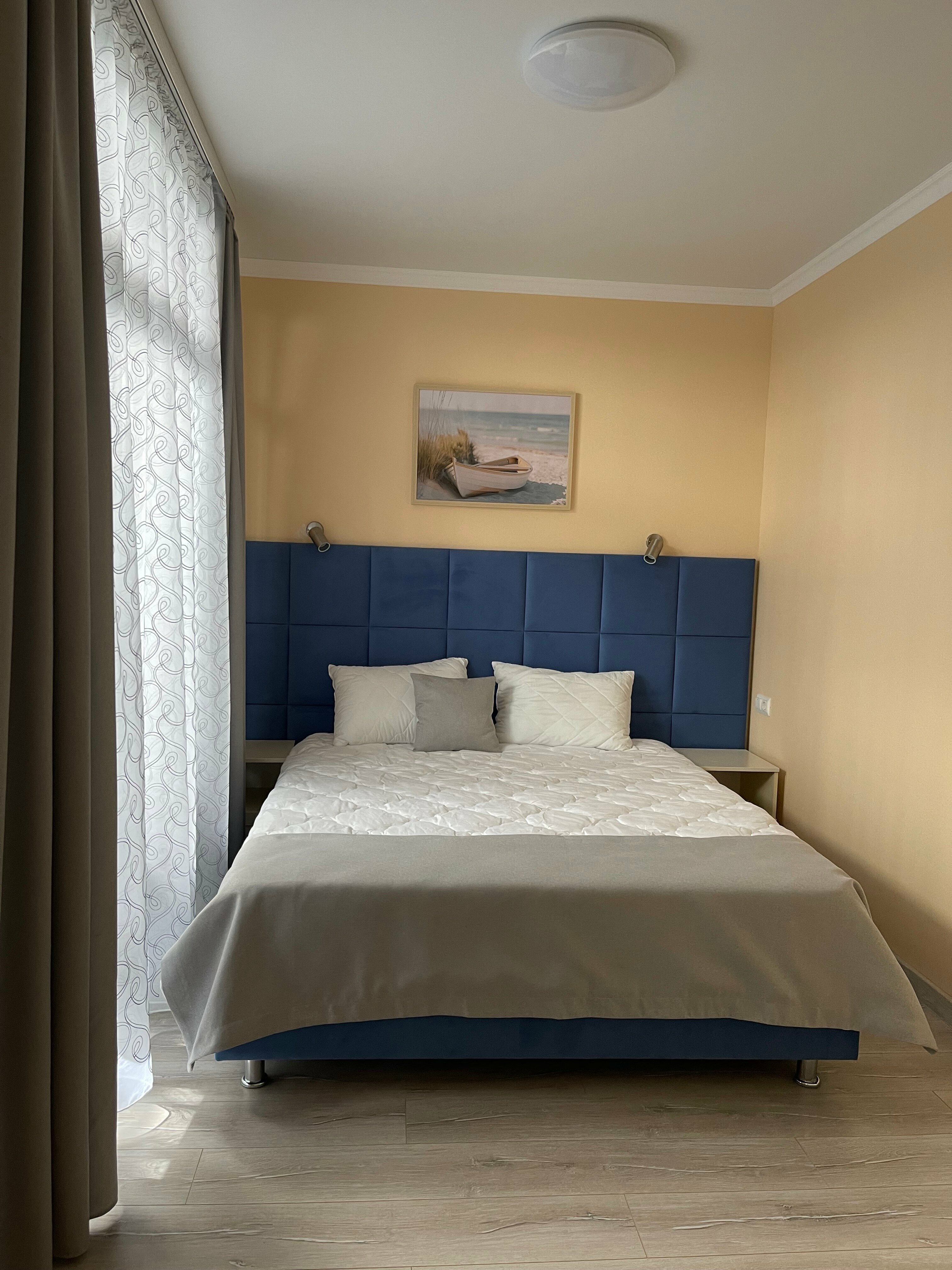 Двухкомнатные семейные апартаменты "МОРСКОЙ БРИЗ"