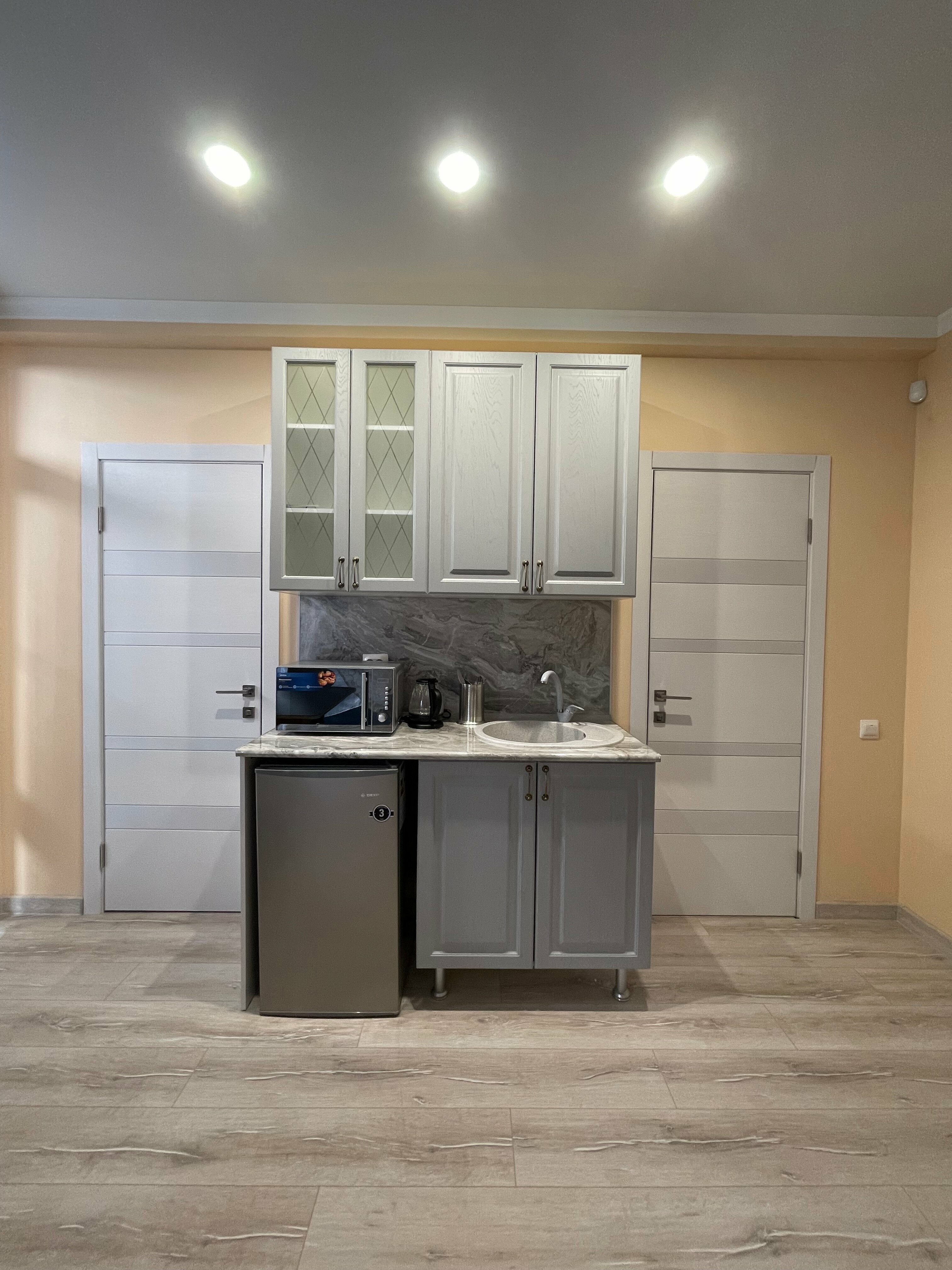 Двухкомнатные семейные апартаменты "МОРСКОЙ БРИЗ"