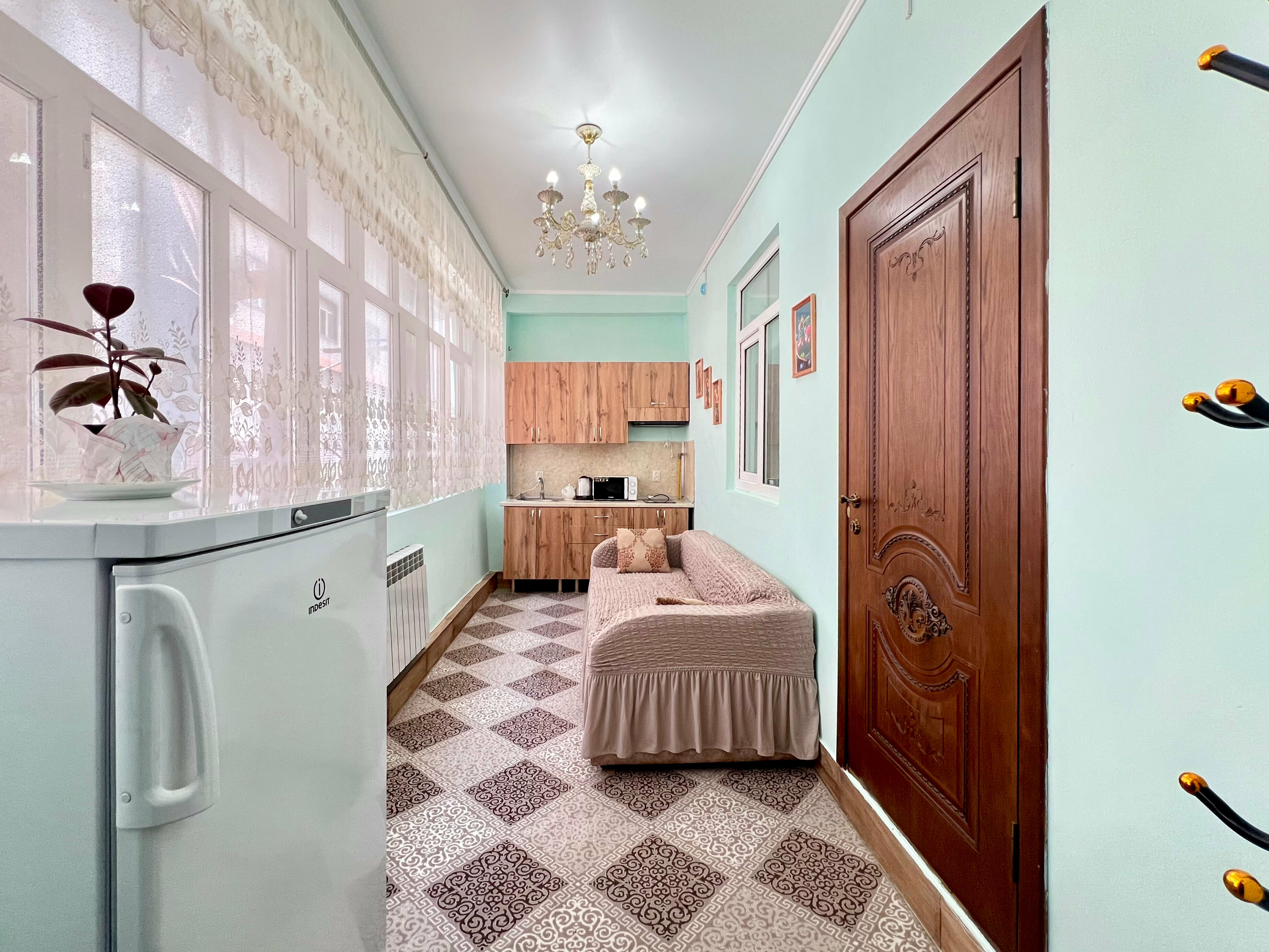 Стандарт дабл с диваном