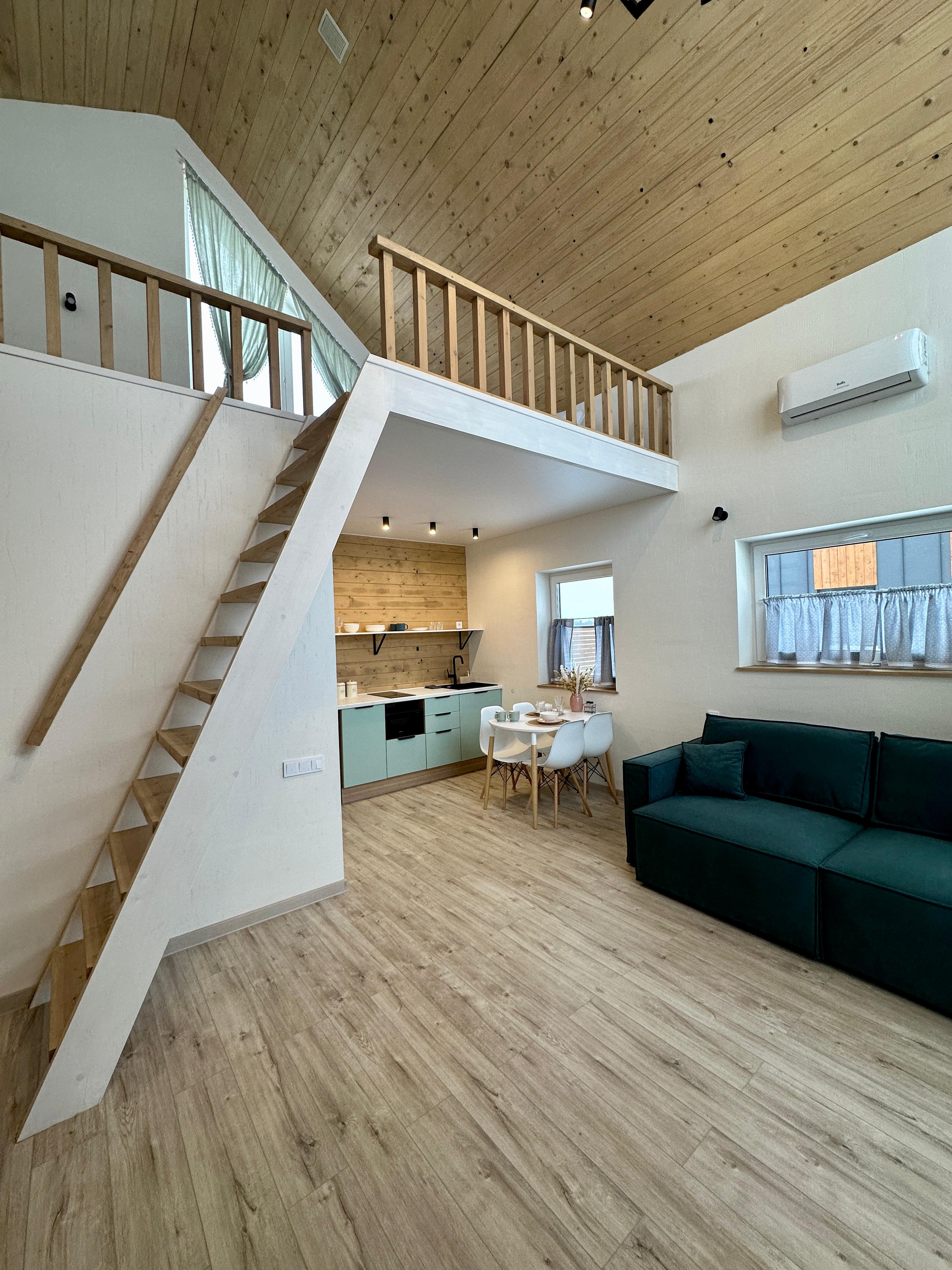 Дом на 4-ых (мятный)