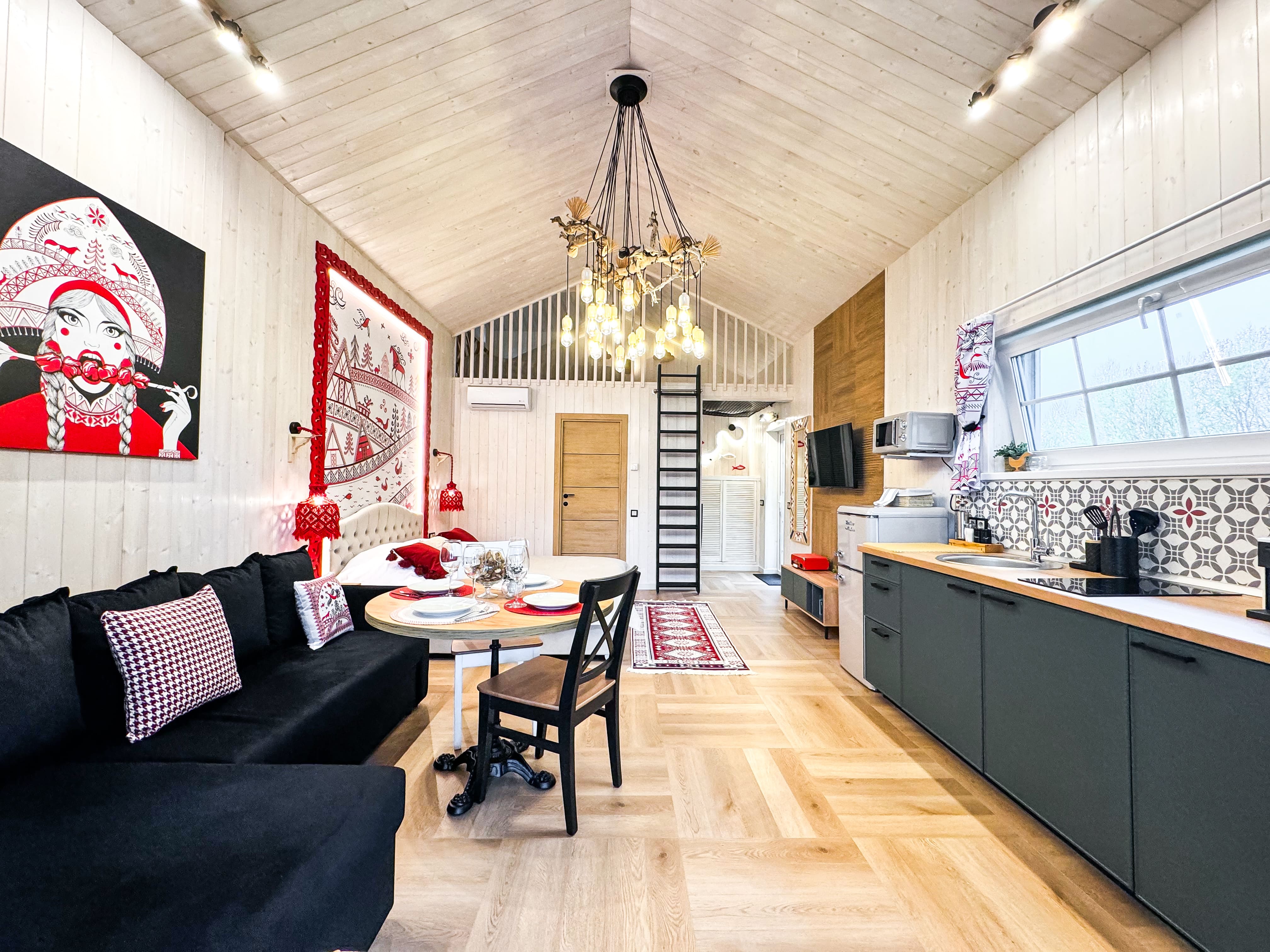 Дом с банным чаном с прямым выходом к реке