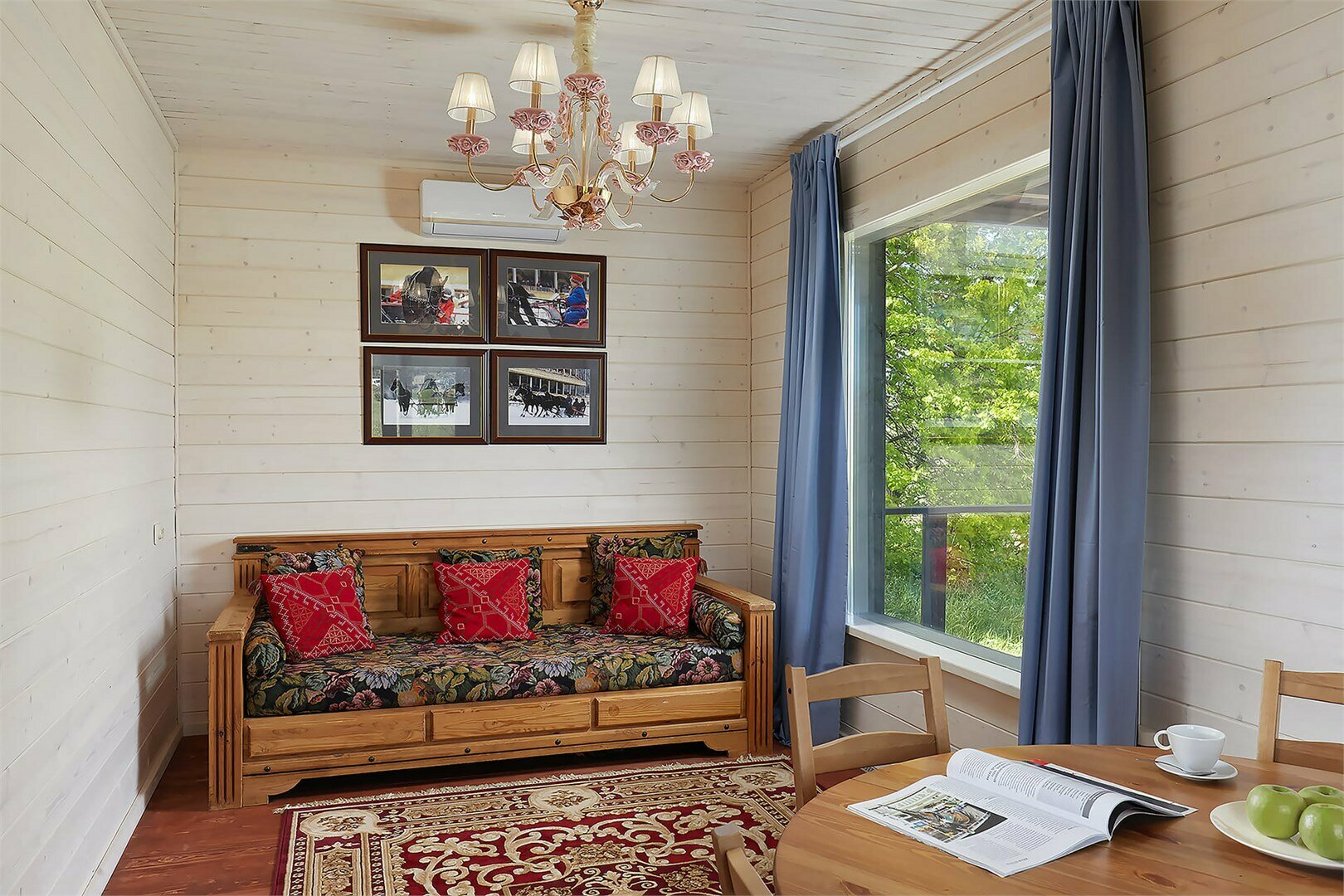 Дом с террасой