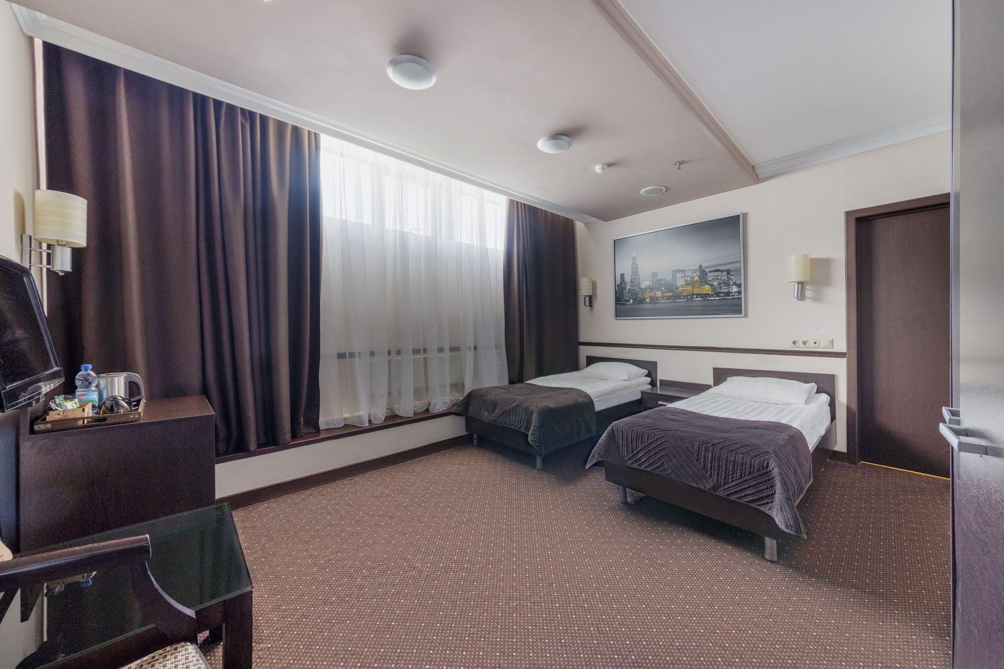 Улучшенный двухместный номер с 2 отдельными кроватями