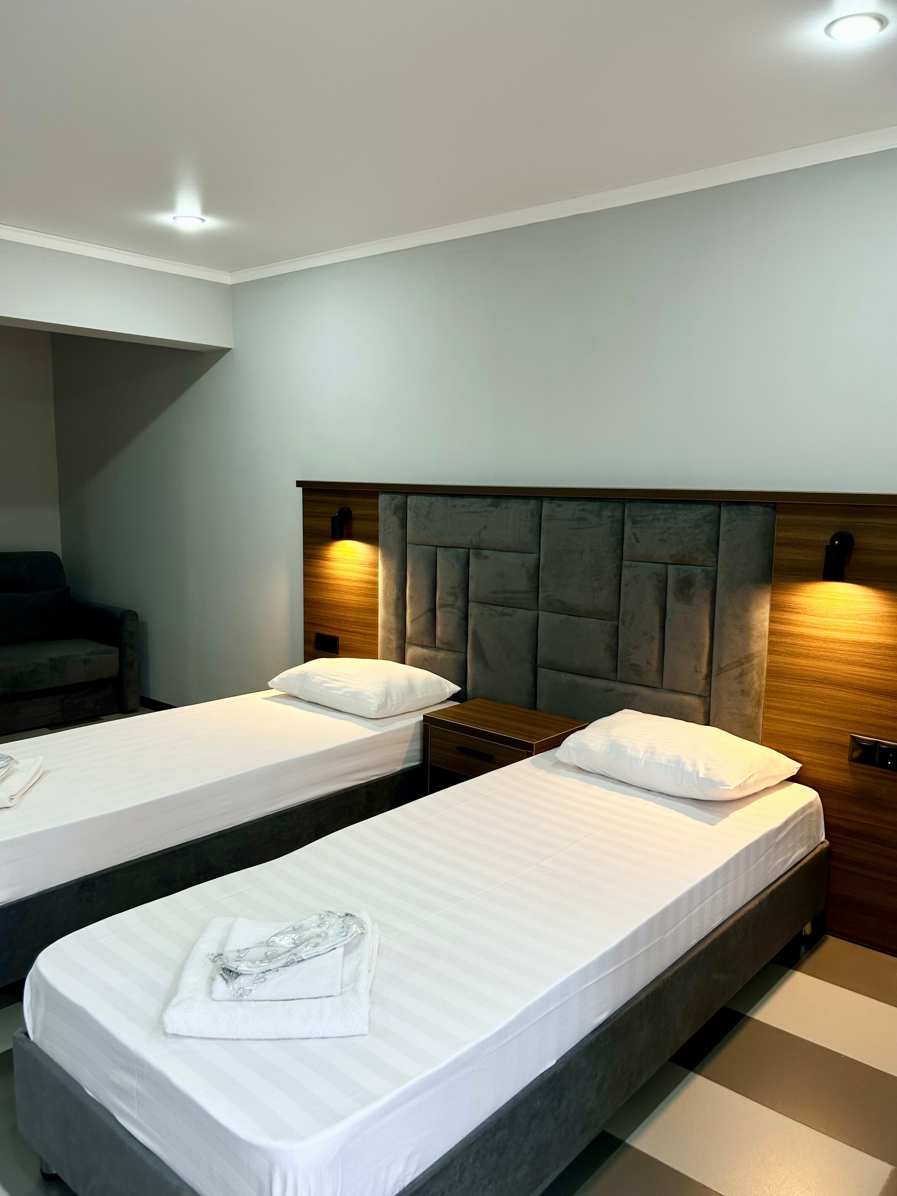 Двухместный номер "Улучшенный" на первом этаже