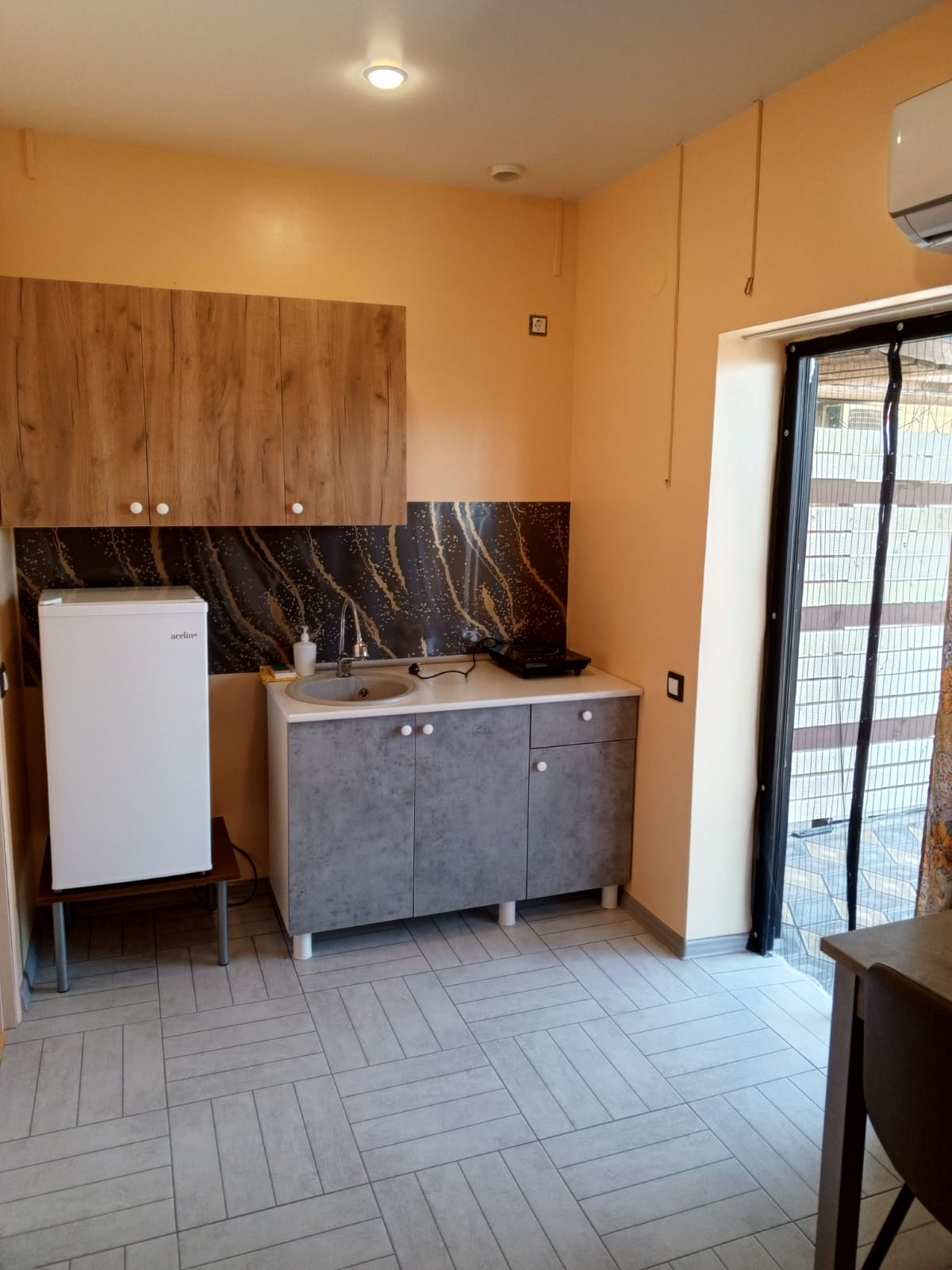 Двухместный номер с 2 отдельными кроватями и душем