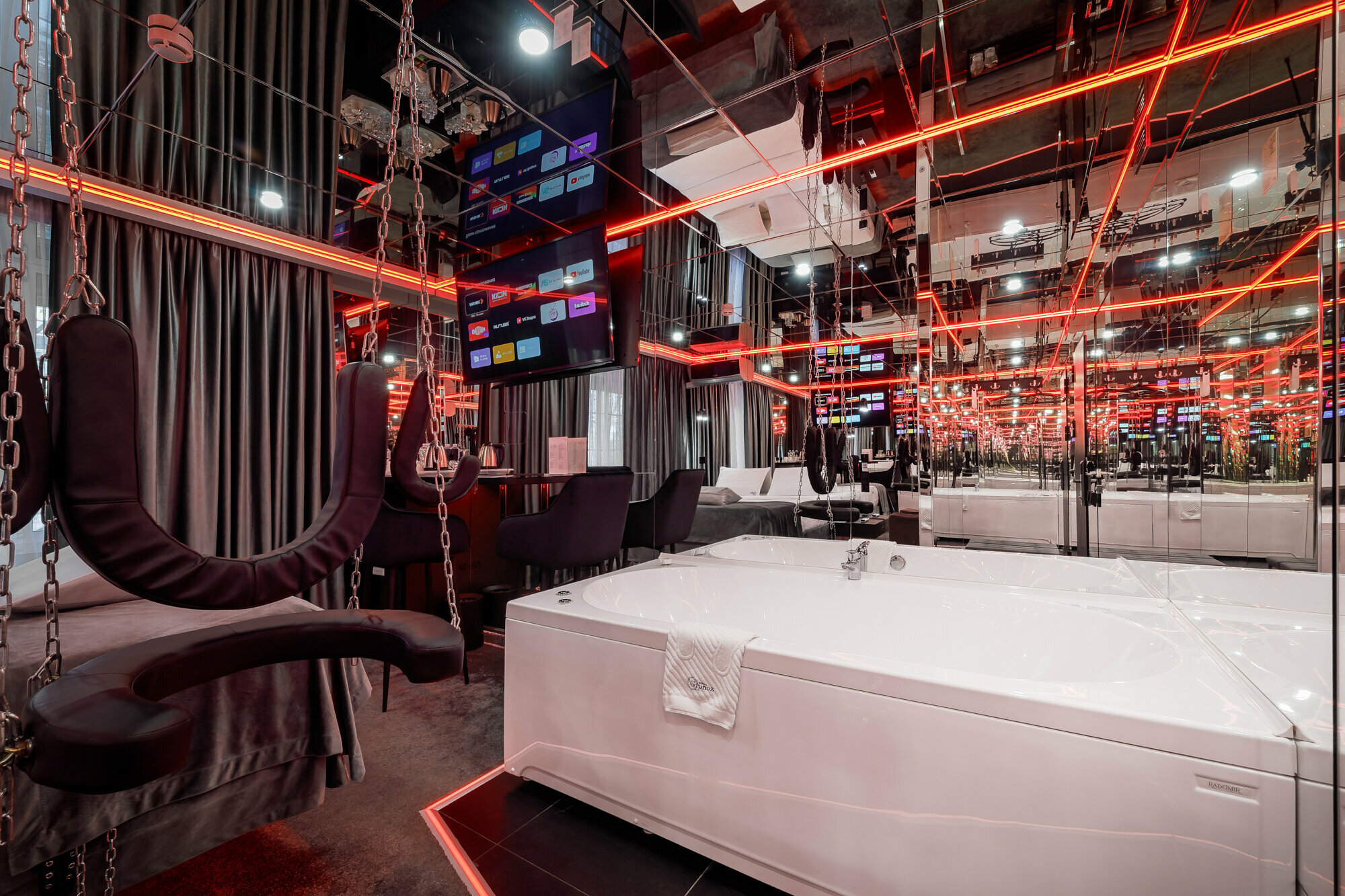 Улучшенный двухместный номер с 1 кроватью