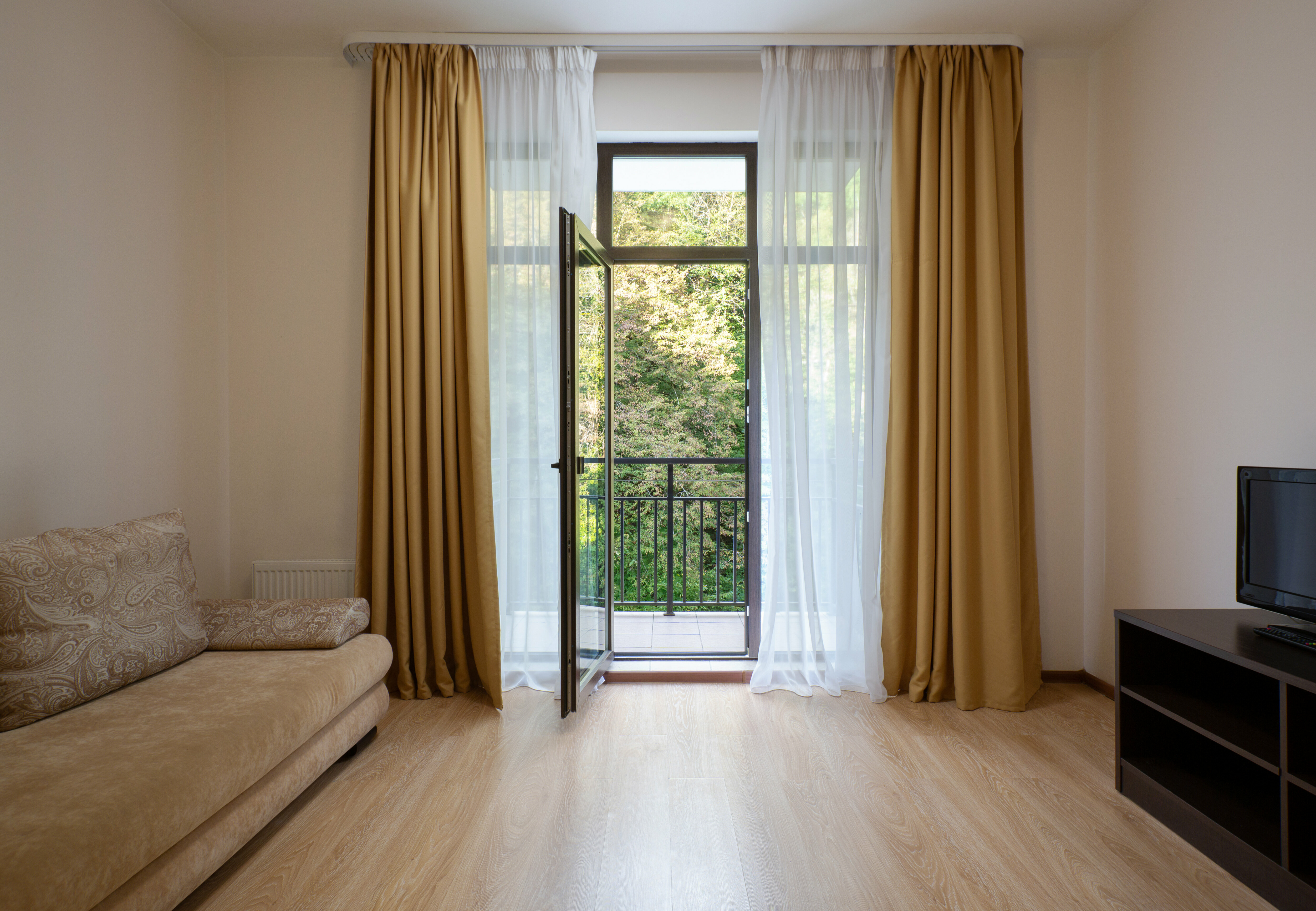 4-комнатные апартаменты с отдельной кухней