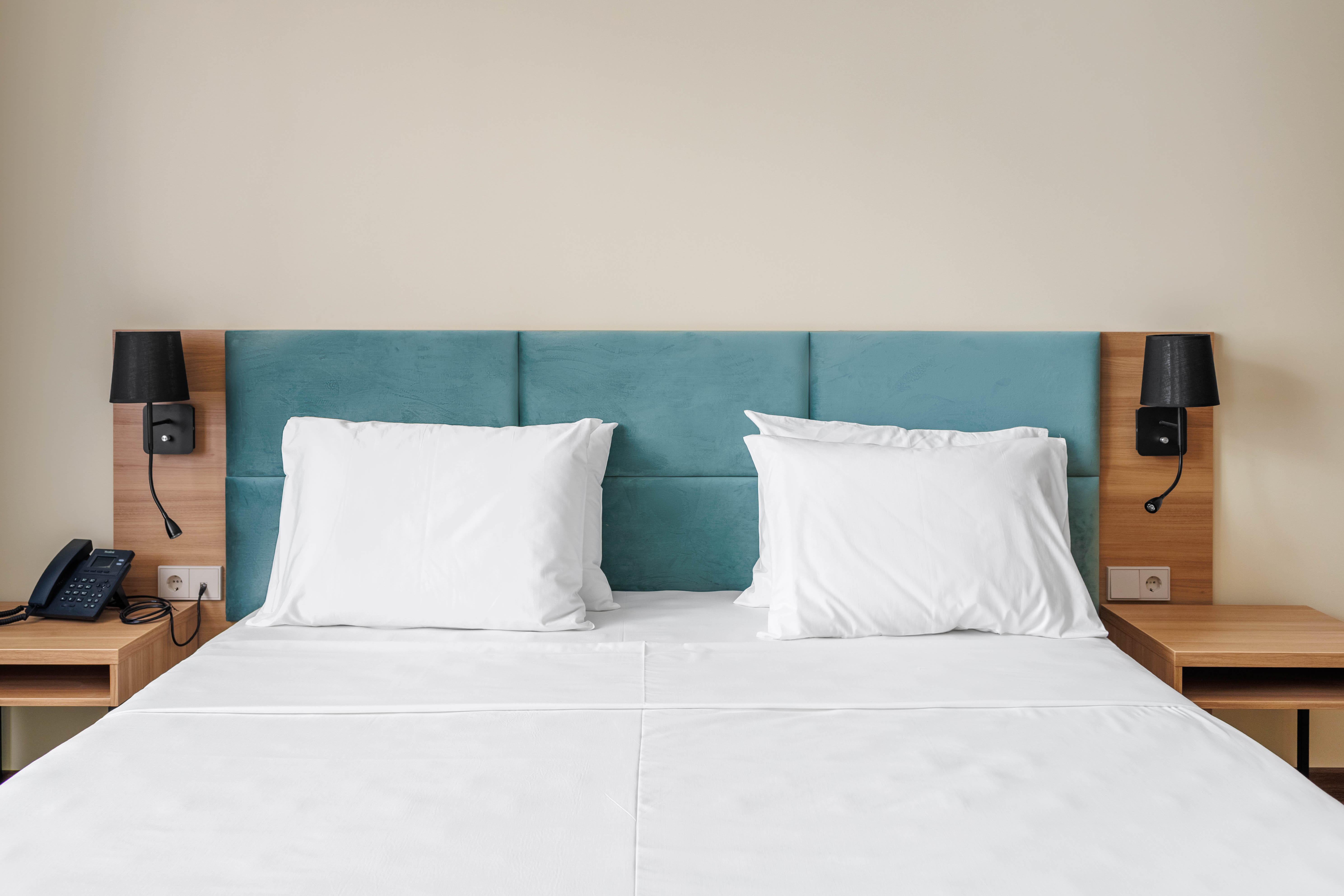 Семейный двухкомнатный номер с балконом МГН