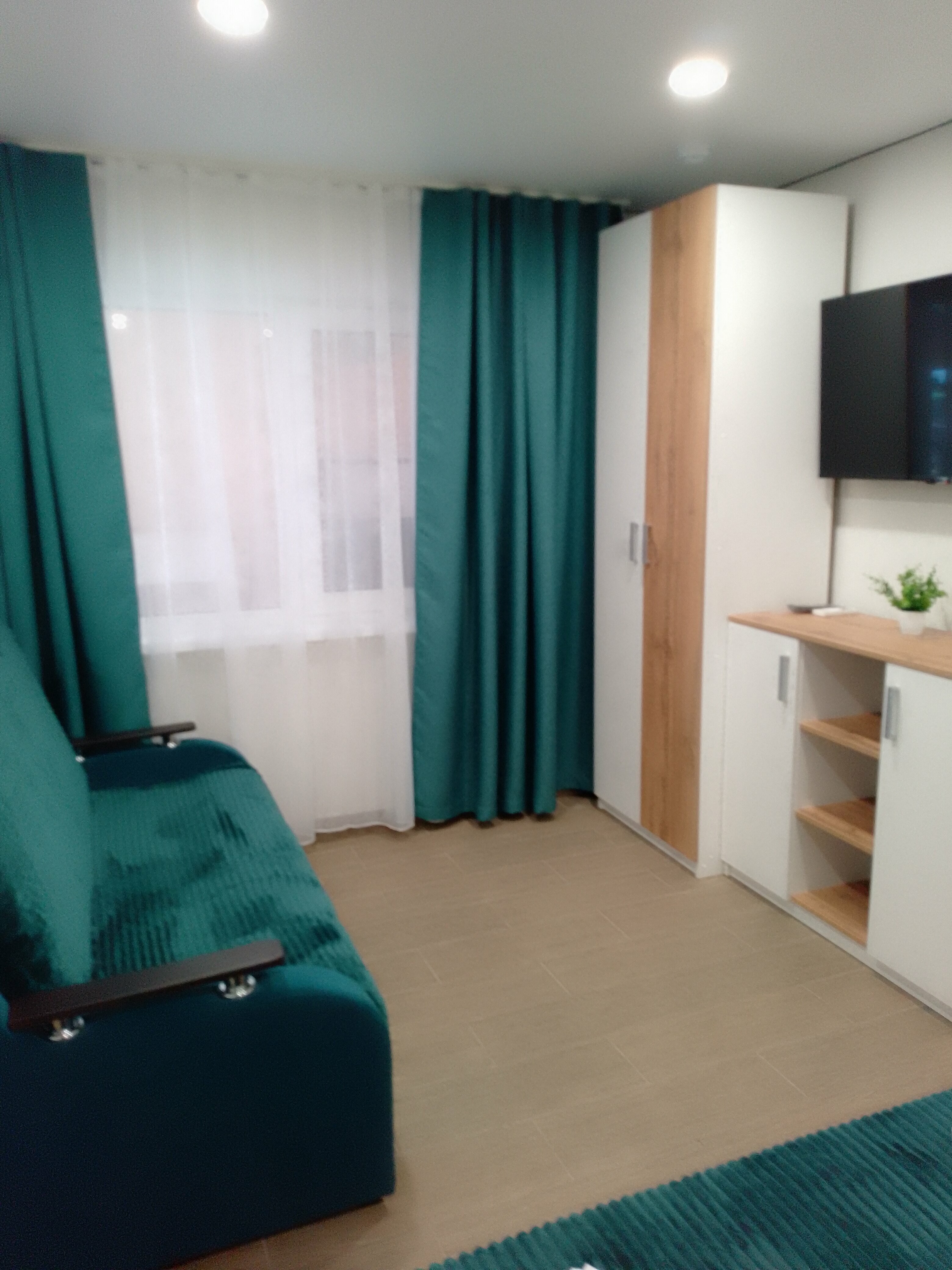 Улучшенный четырехместный номер