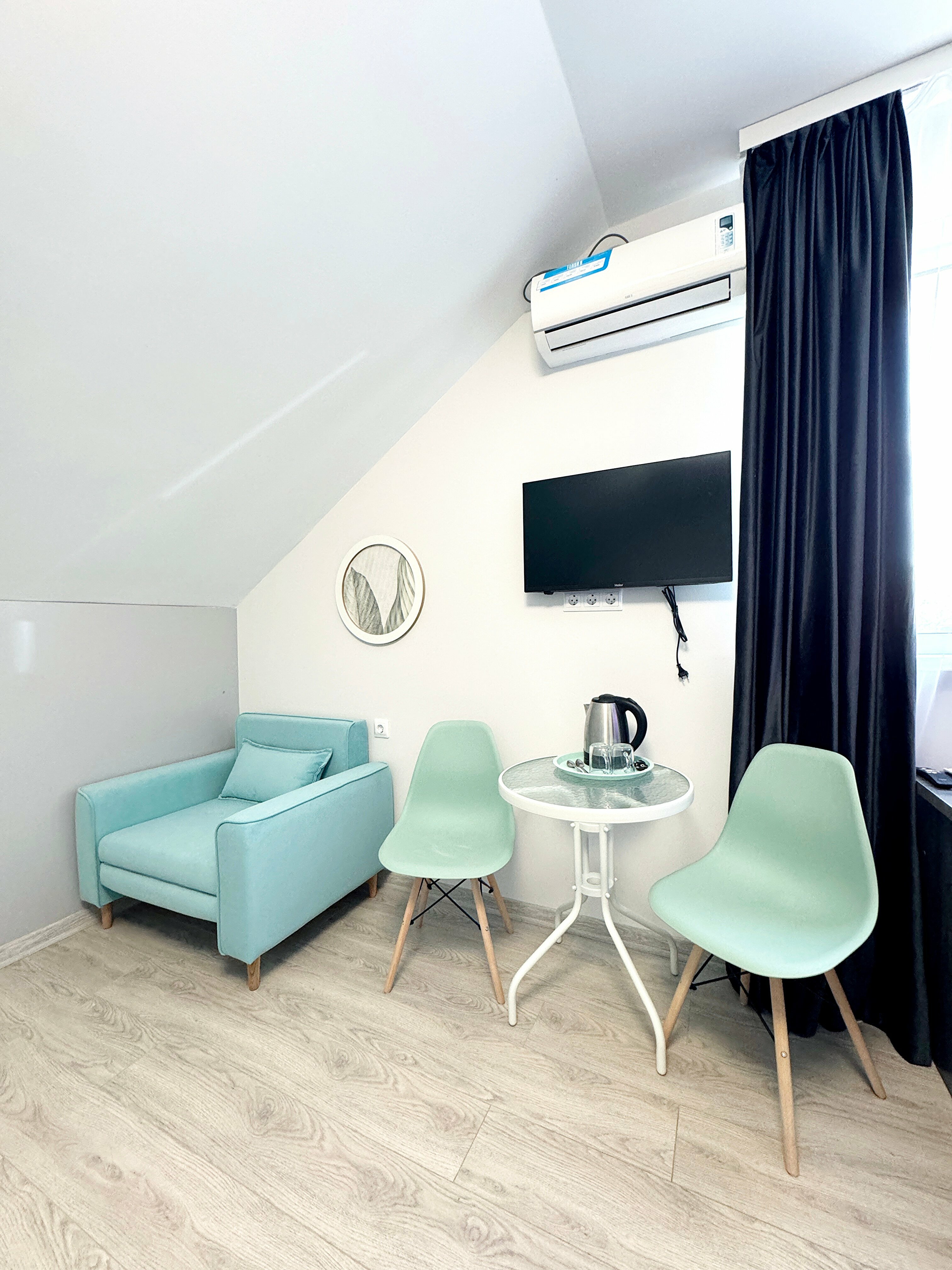 Улучшенный трехместный номер