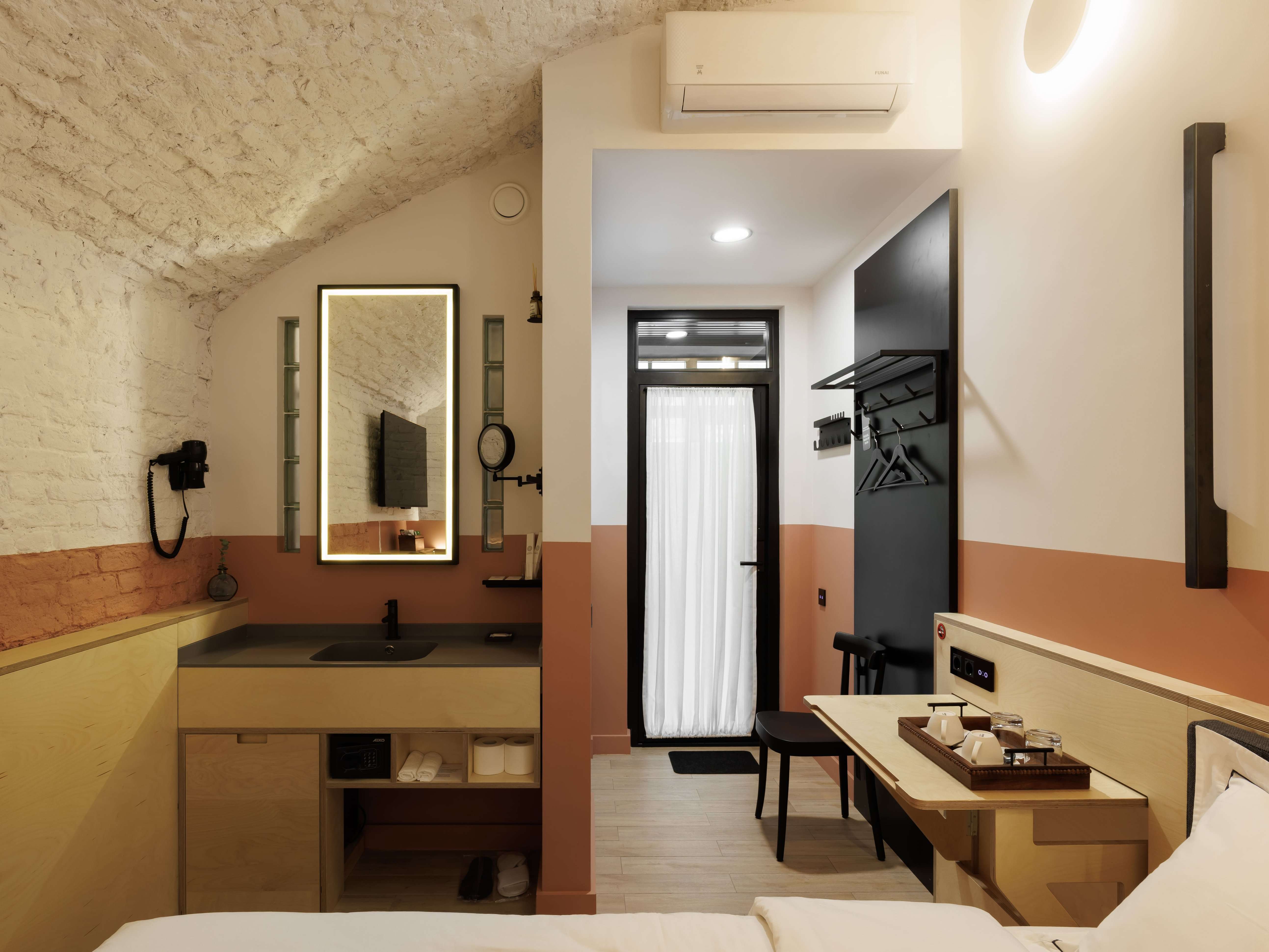 Четырехместный двухкомнатная Каюта с отдельным входом