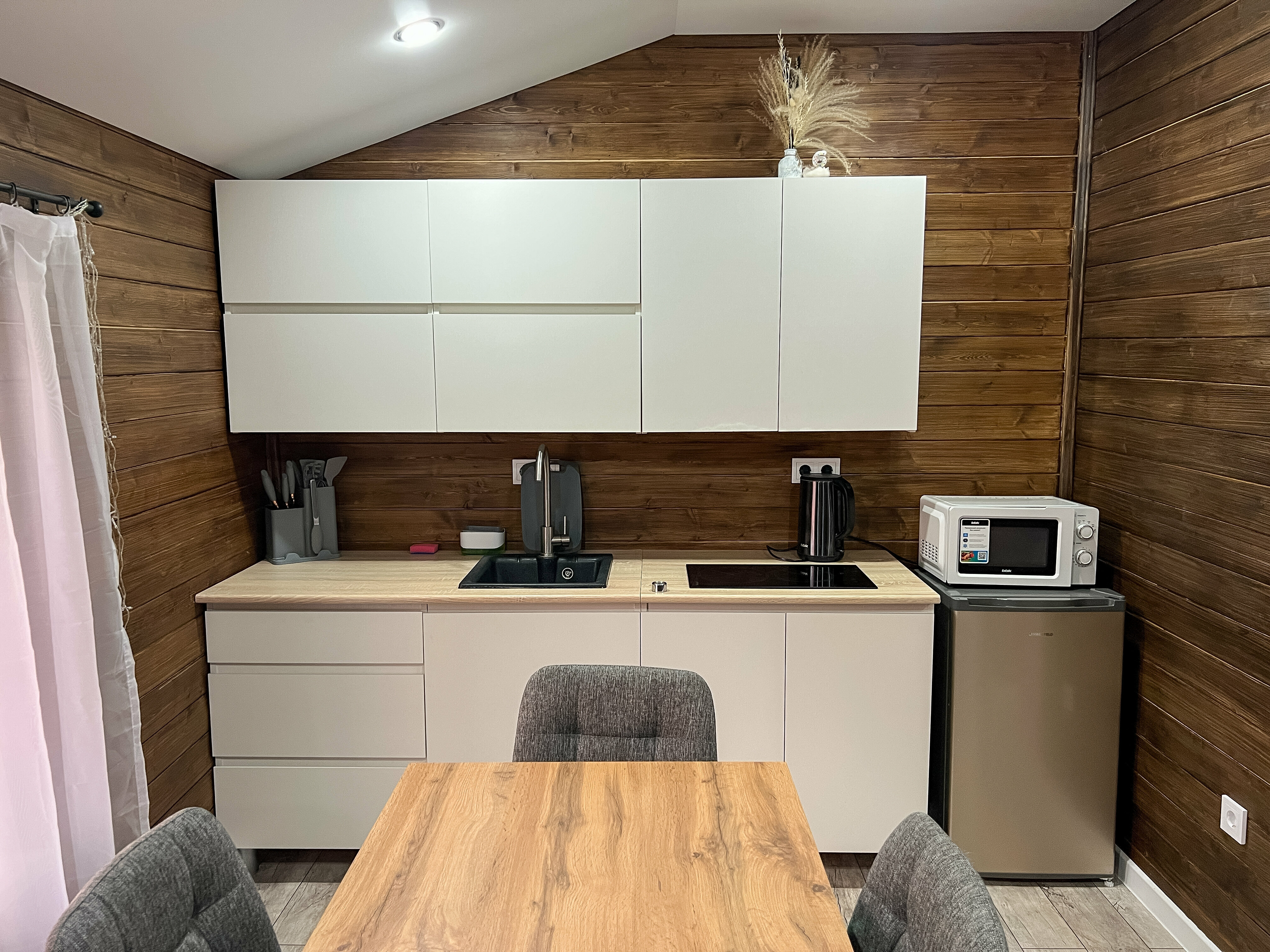 Семейный номер с балконом