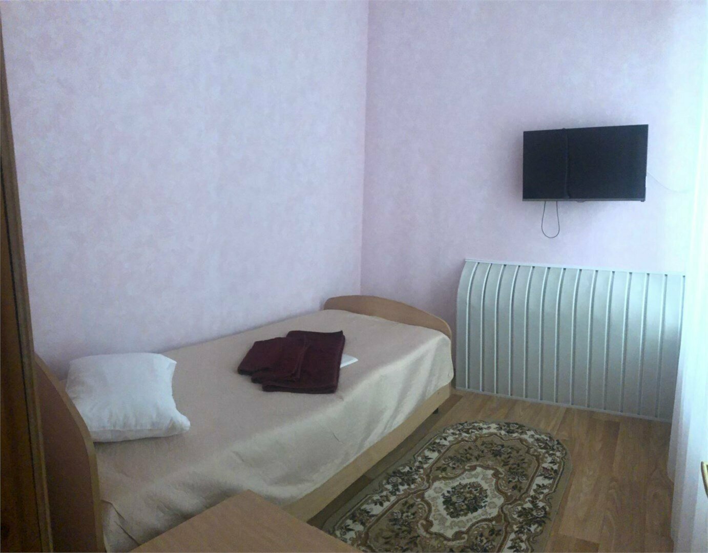 Первой категории (1-мест, 1-комн) первая категория 1-корпус