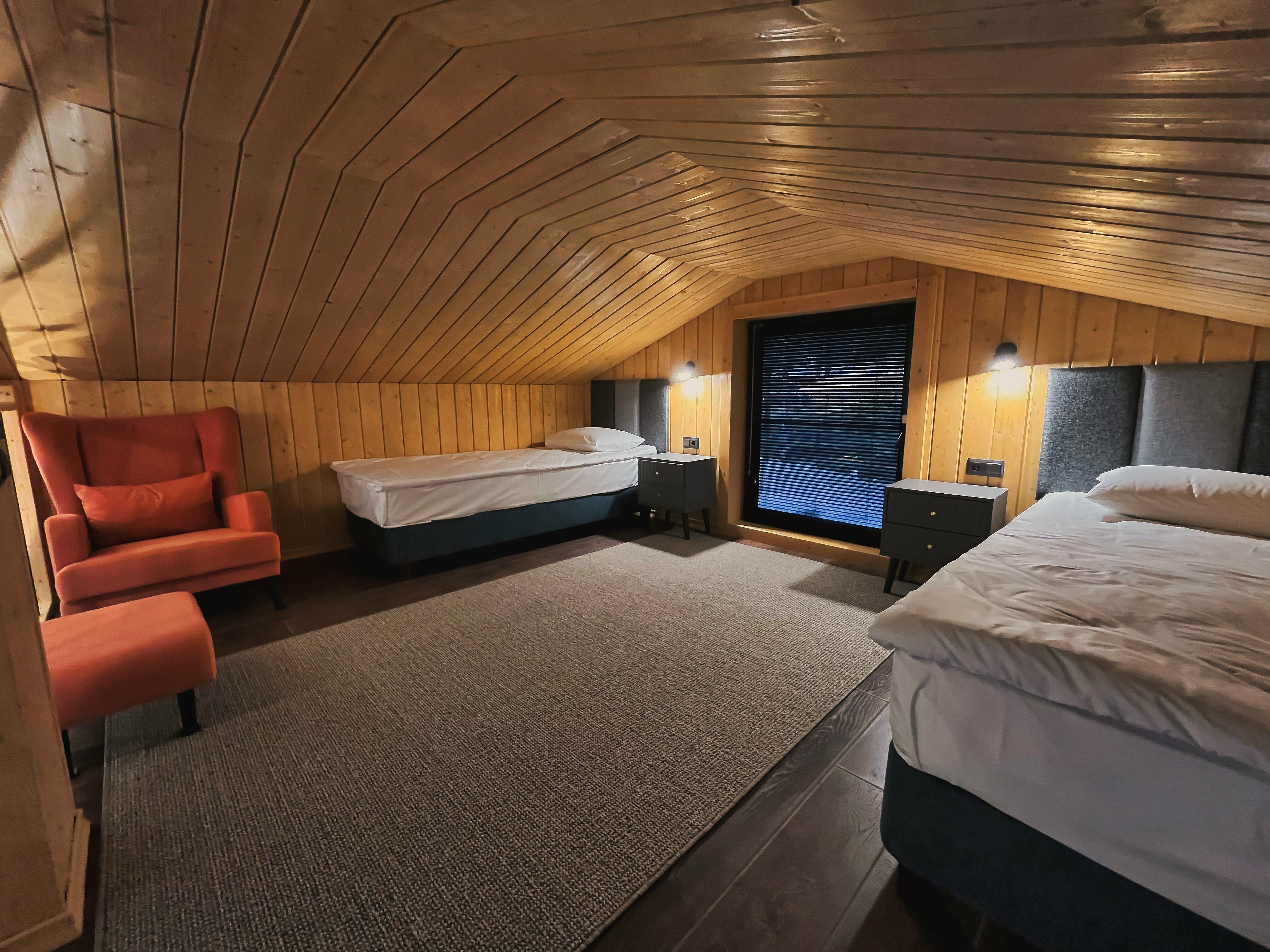 Коттедж с видом на озеро