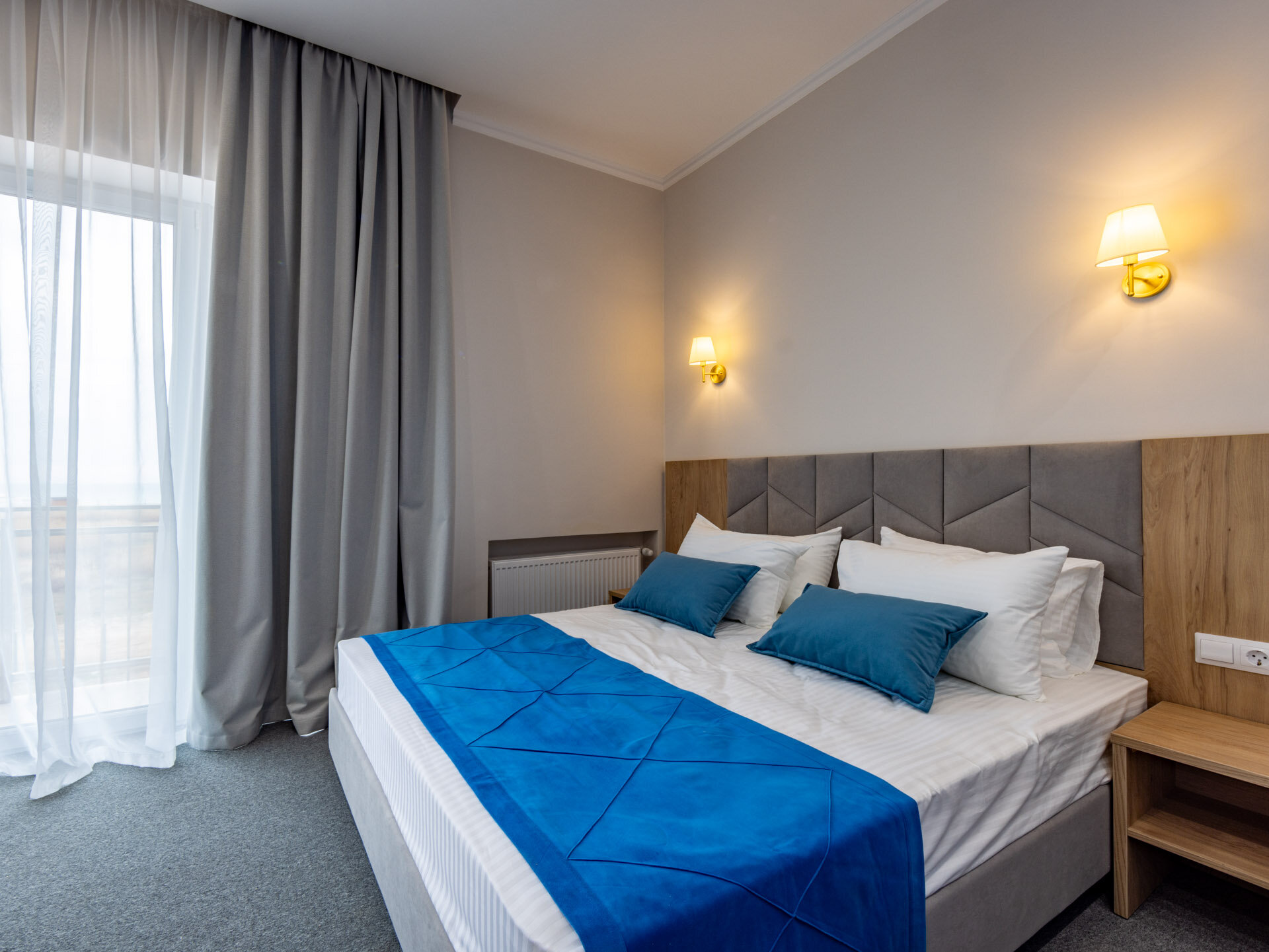 Семейный полулюкс с видом на море с балконом