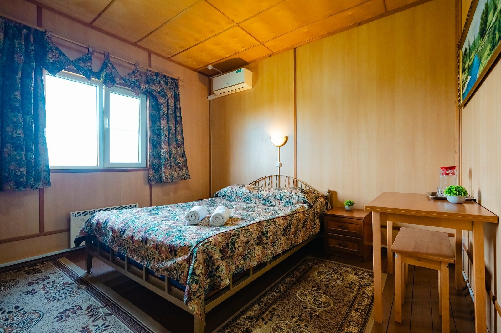 Двухместный номер с 1 двуспальной кроватью стандарт с видом на озеро