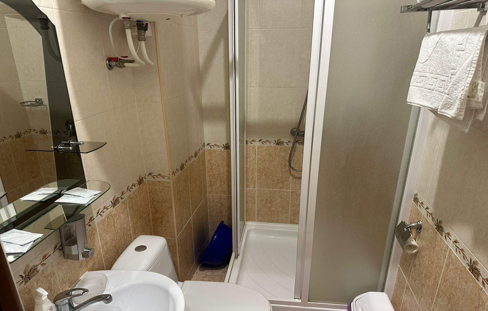 Корпус 3: НОМЕР "СТАНДАРТ" СЕВЕРНЫЙ С БАЛКОНОМ ( 50 метров до моря )