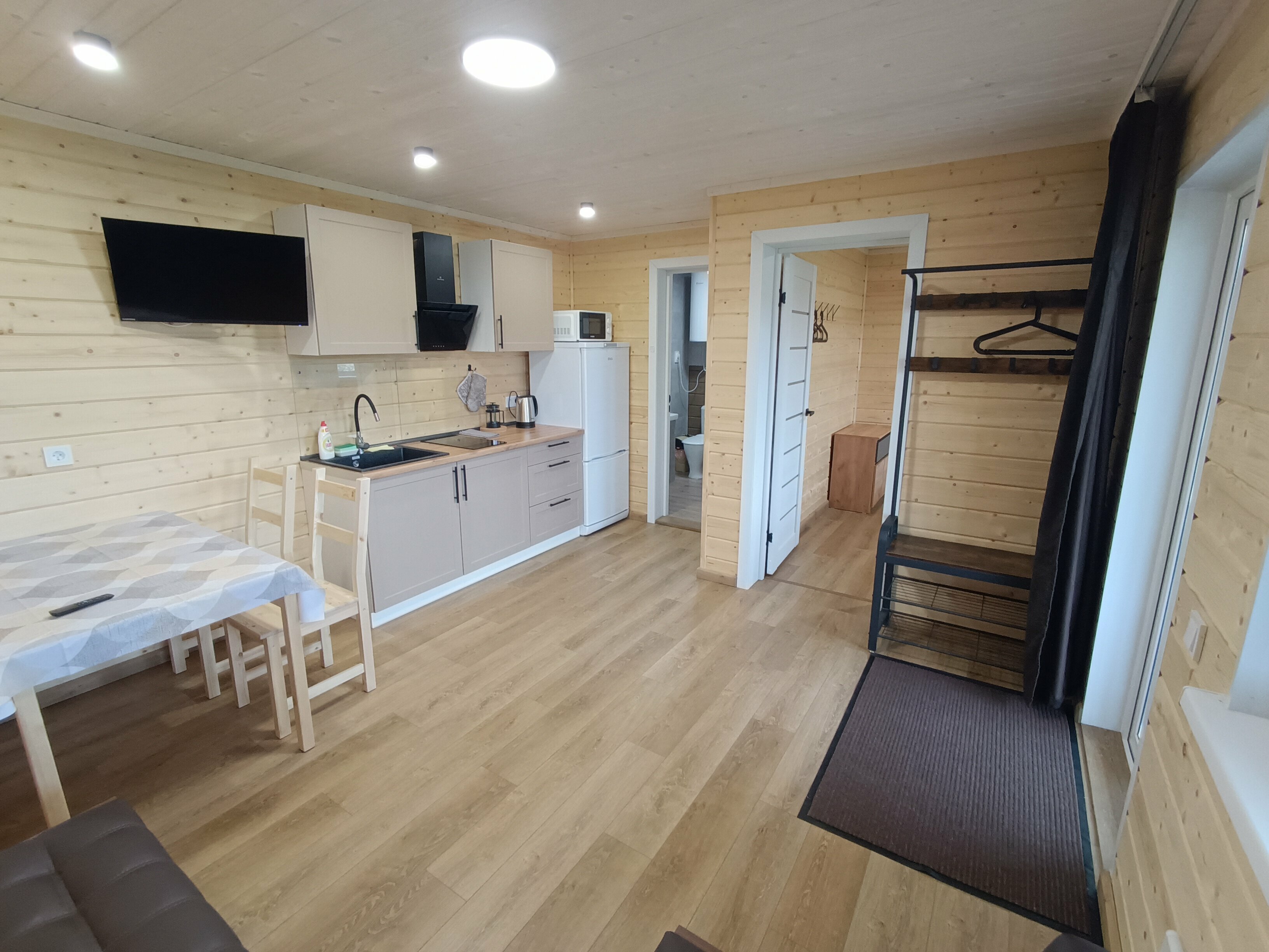 Коттедж с видом на озеро для 3 человек