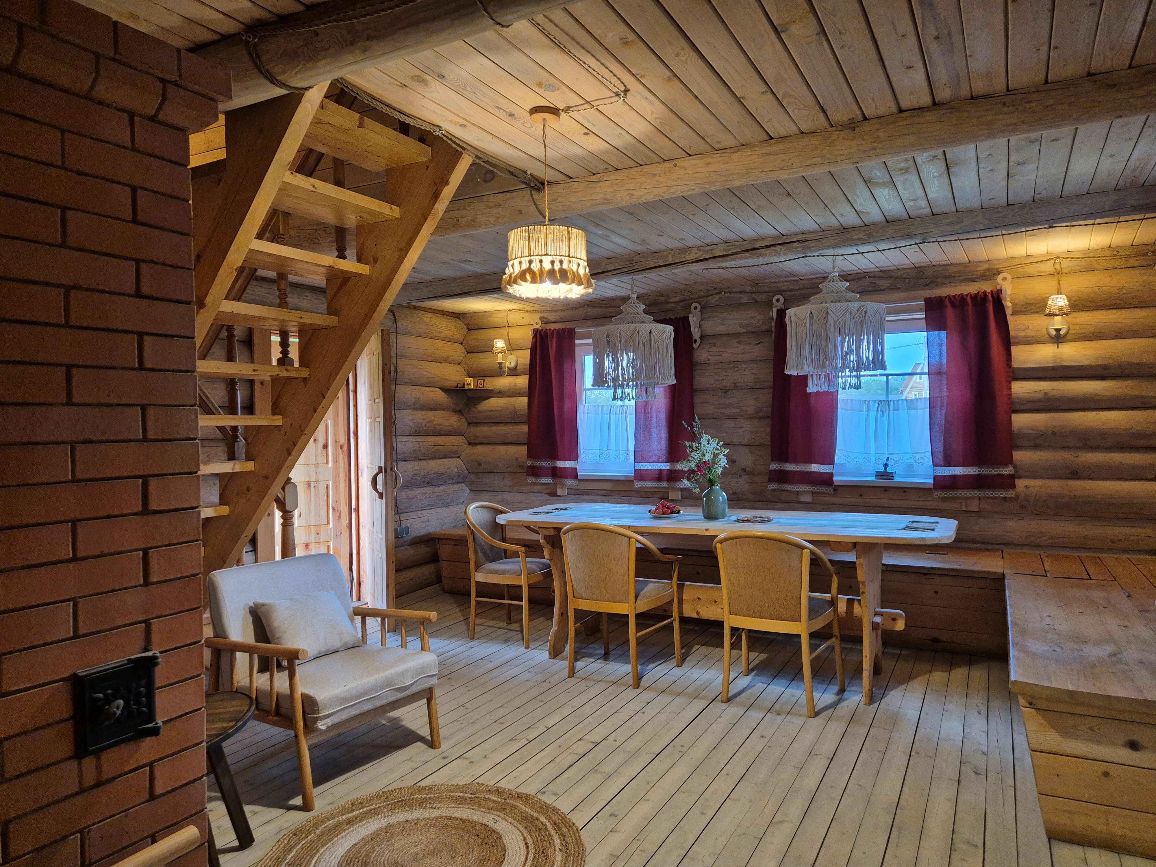 Русский дом с 2 спальнями и террасой