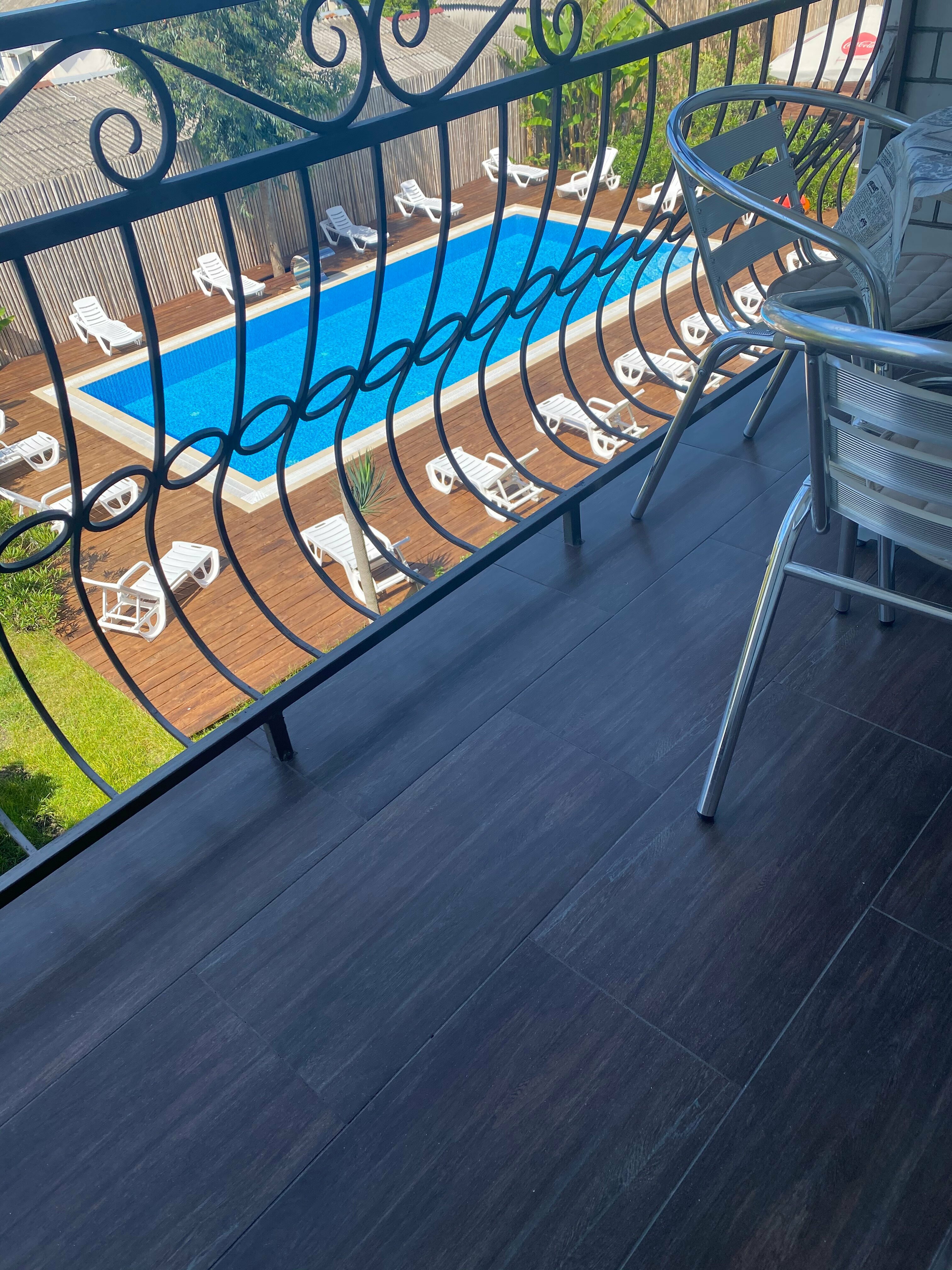 Трехместный номер с балконом