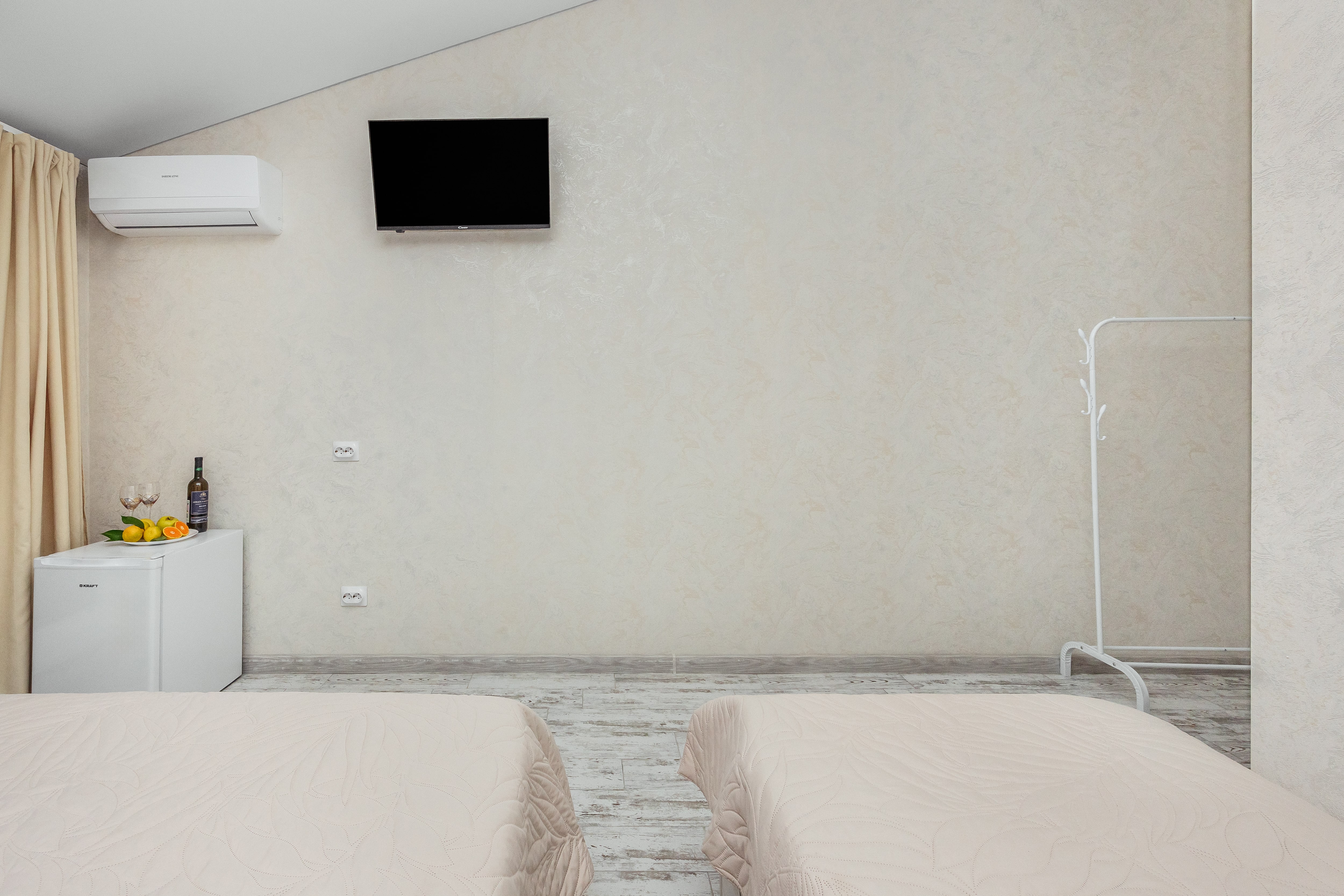 Улучшенный трехместный номер