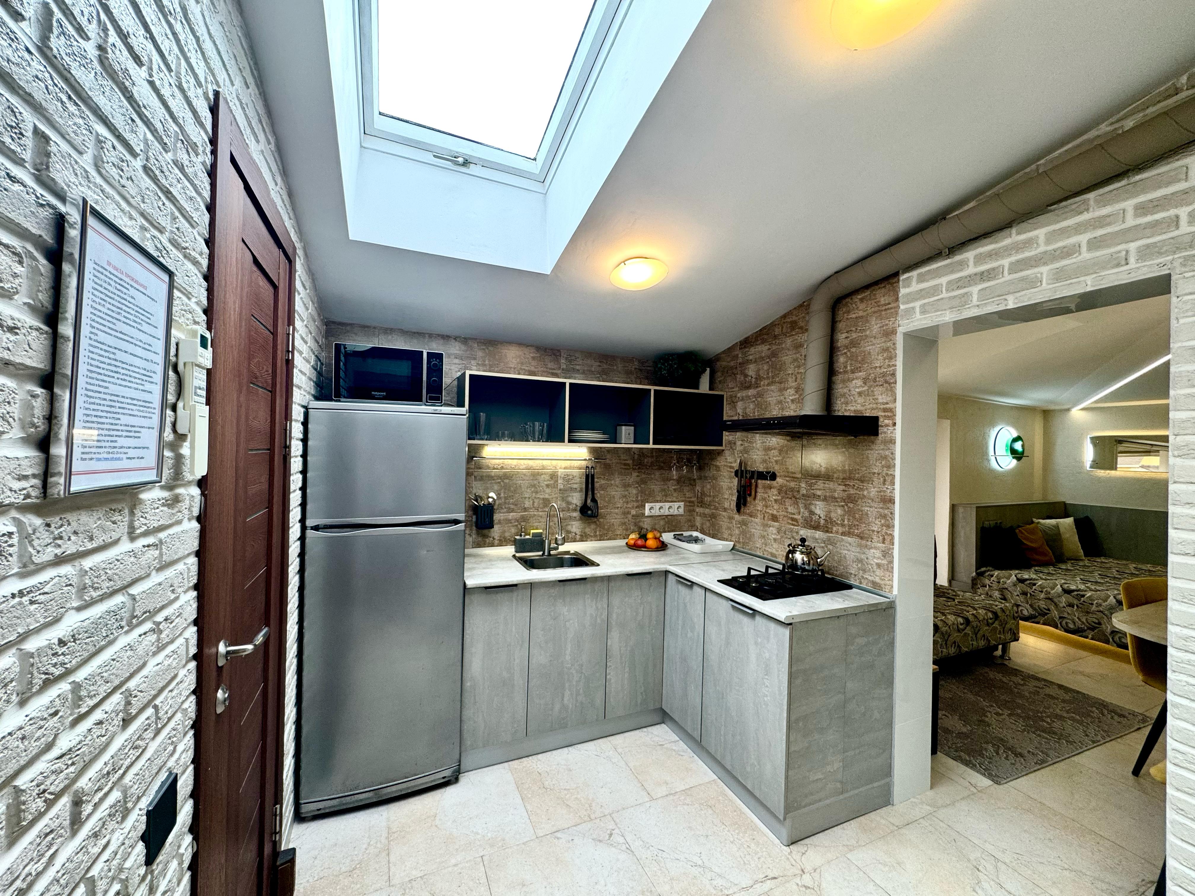 Трехместный номер с террасой