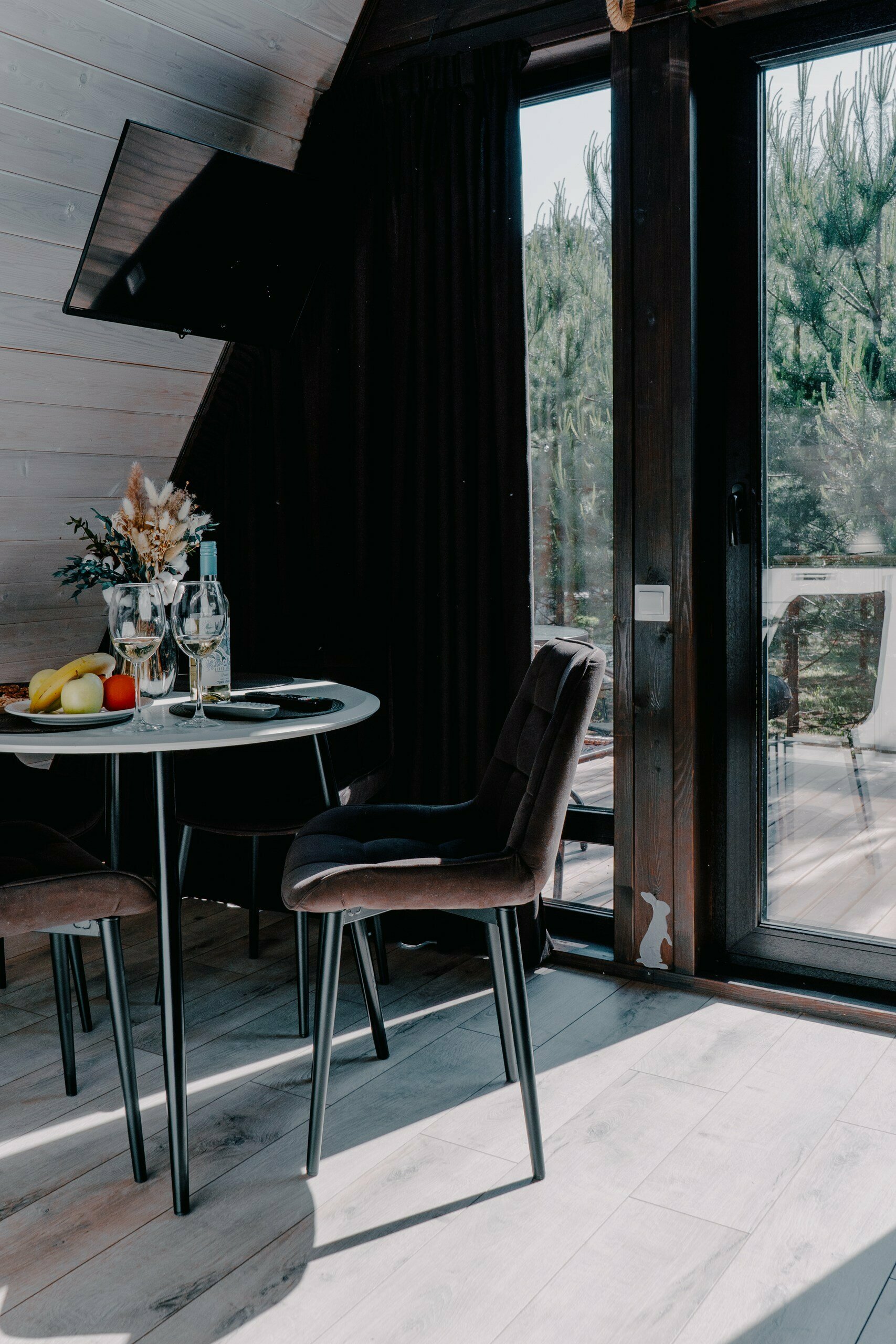 Дом с видом на лес