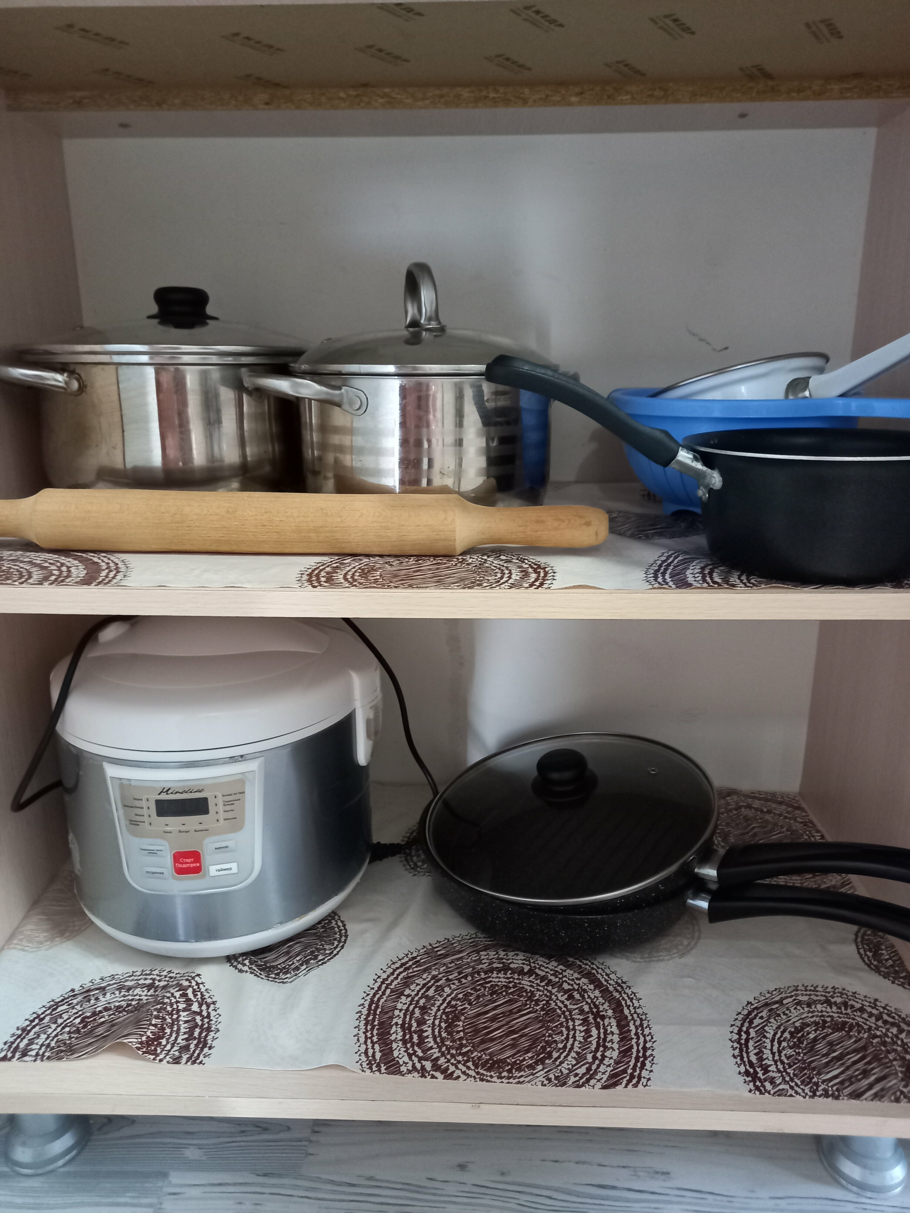 Семейный номер с боковым видом на море