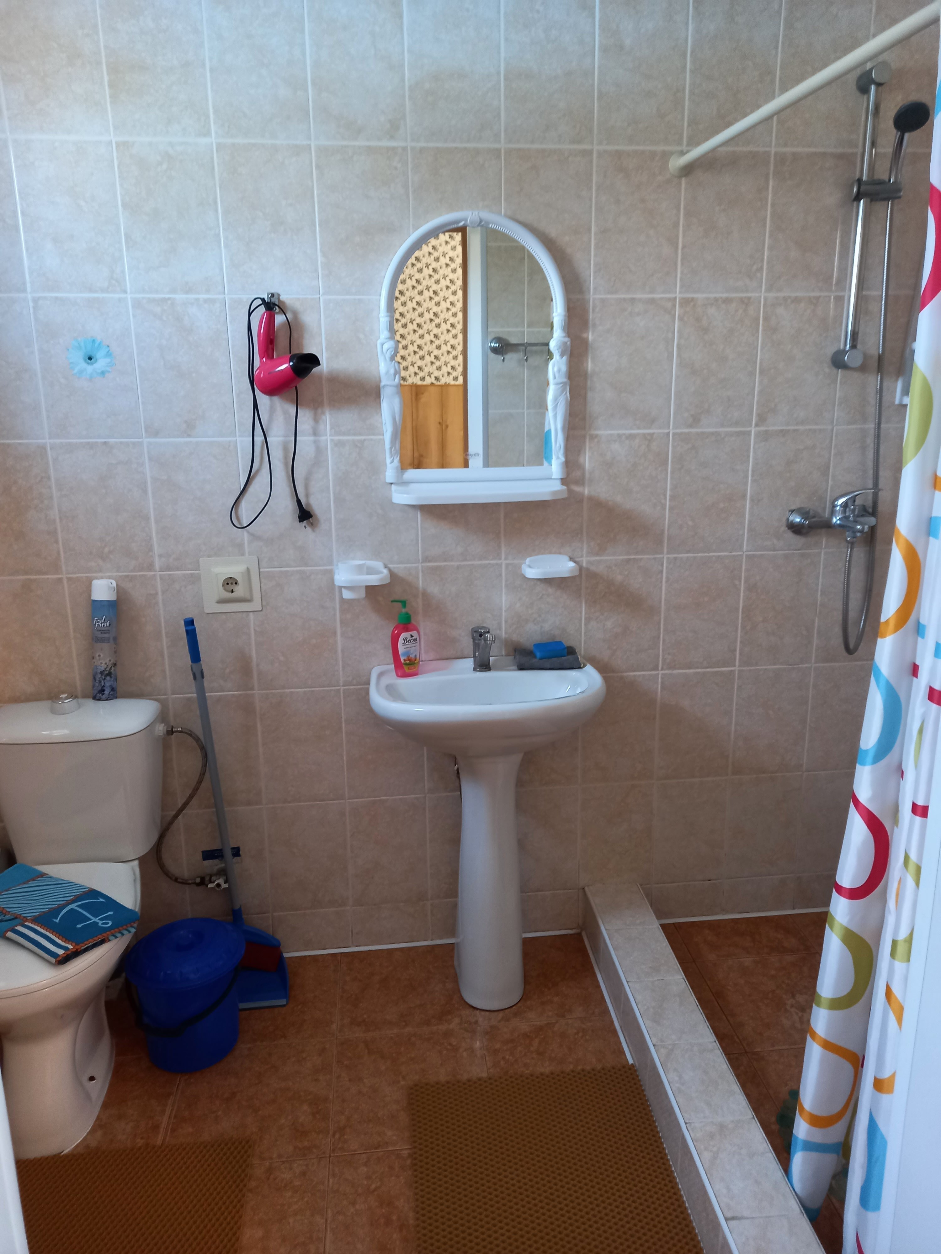 Четырехместный номер с балконом