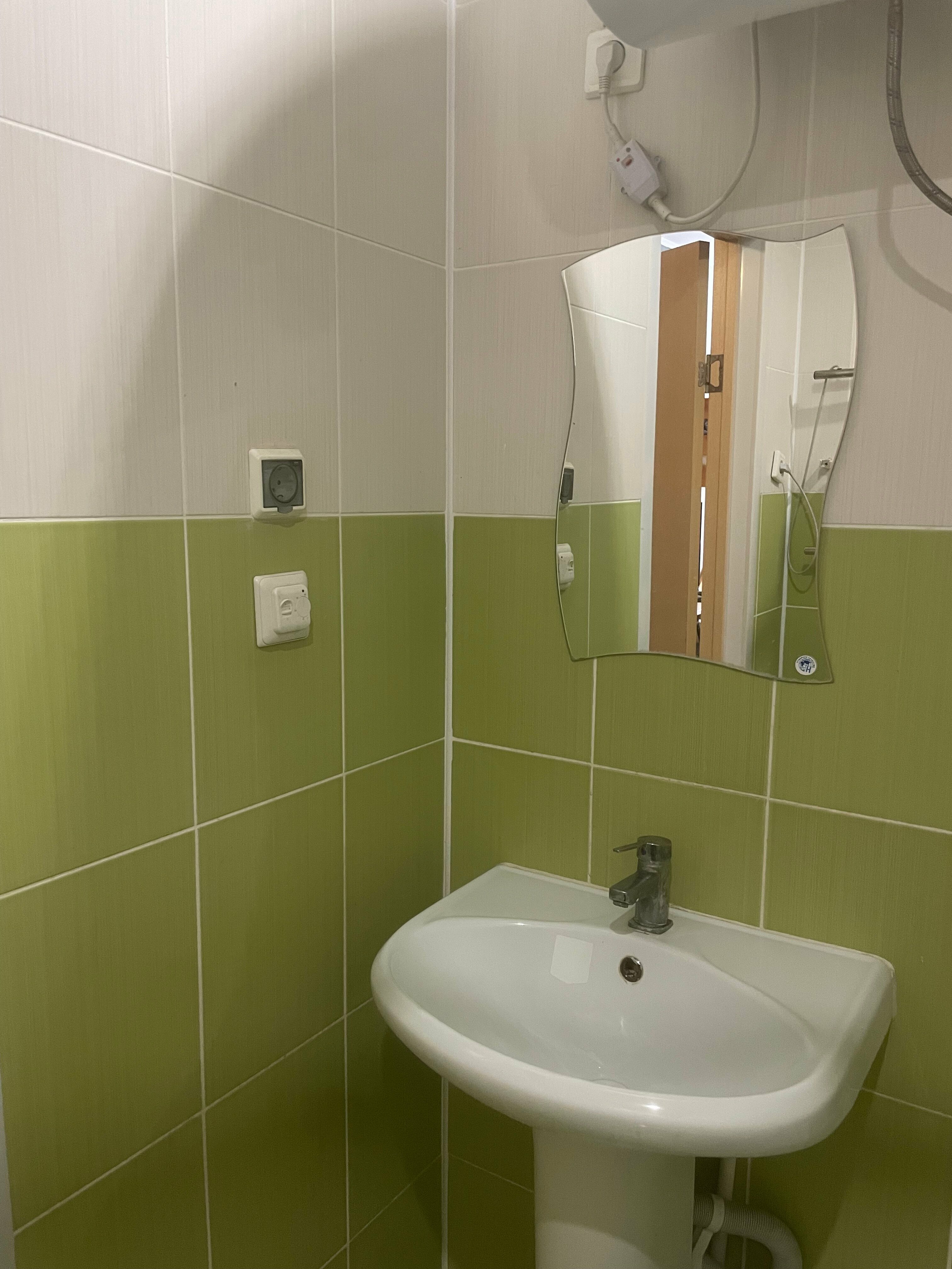 Кровать в общем 6-местном номере