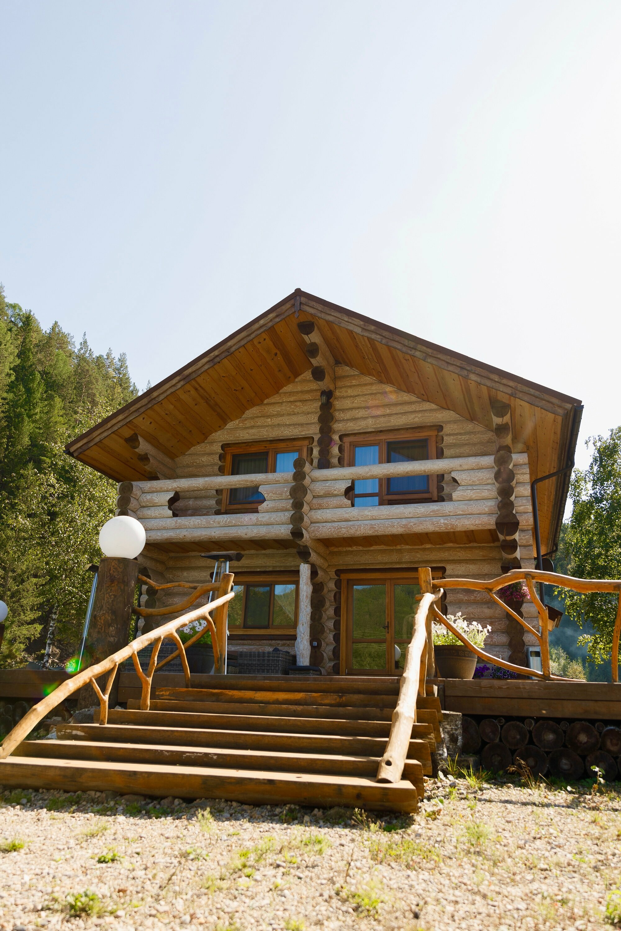 Дом с собственным бассейном