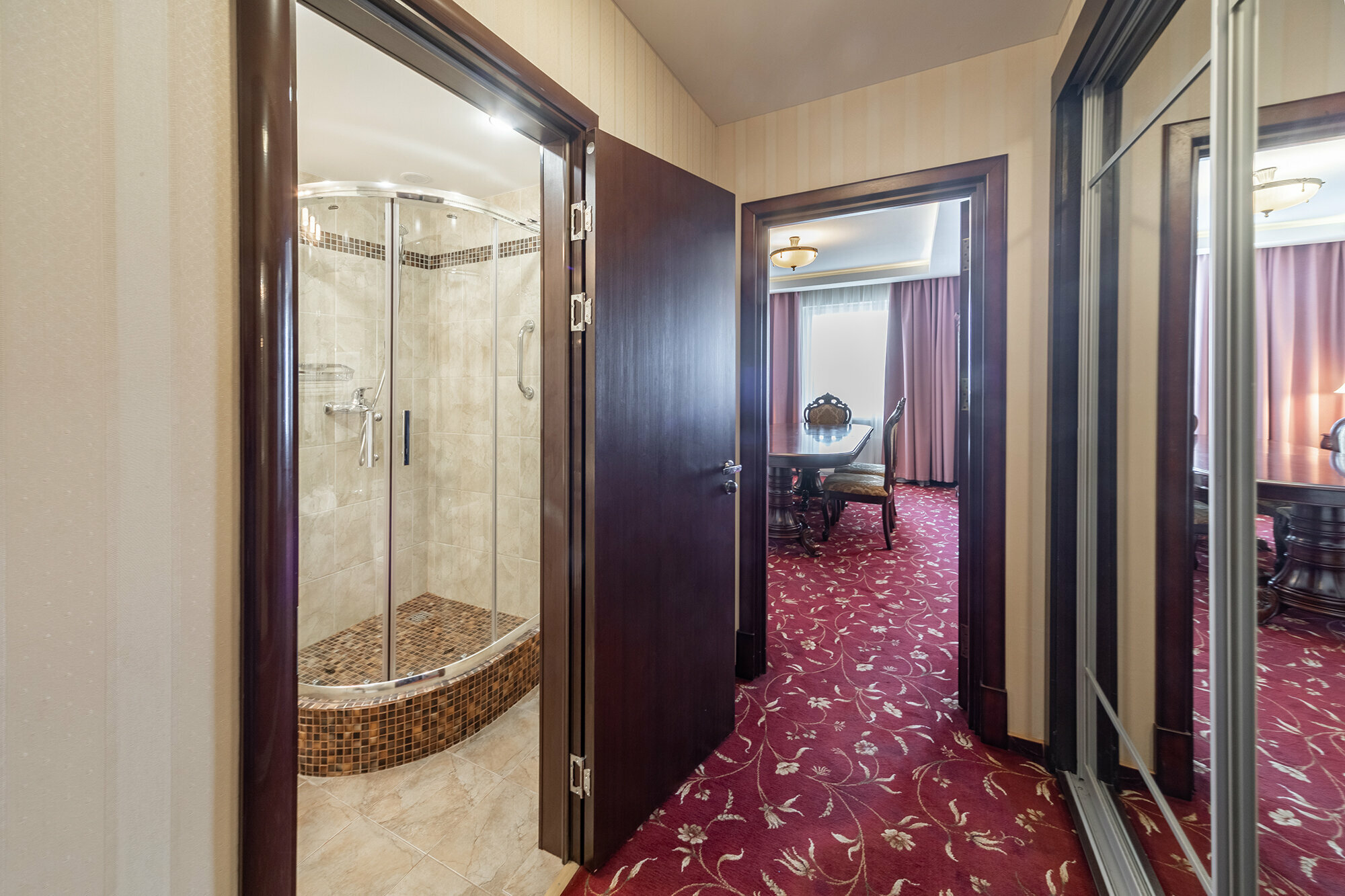 Люкс Премьер