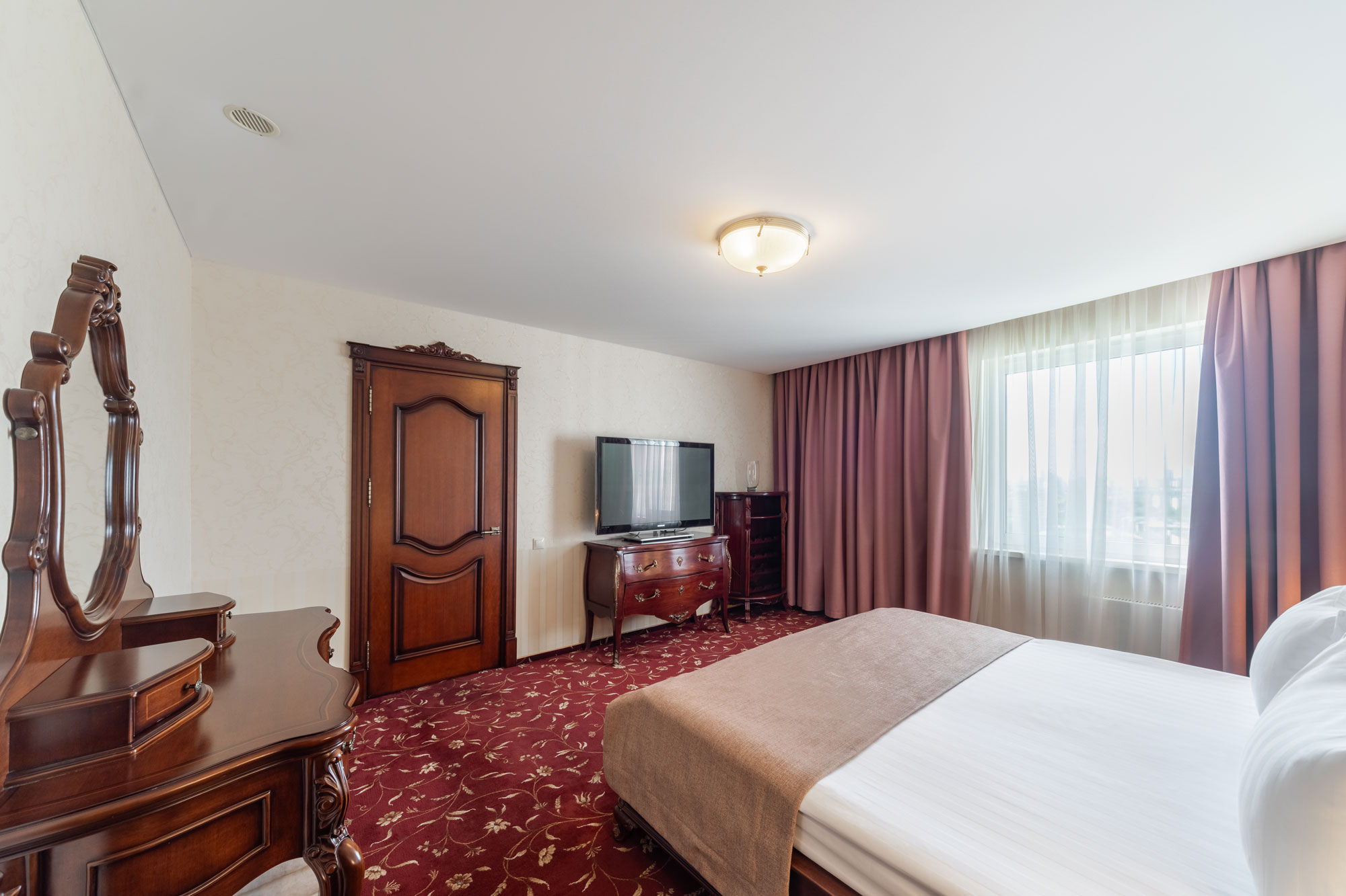 Люкс Премьер