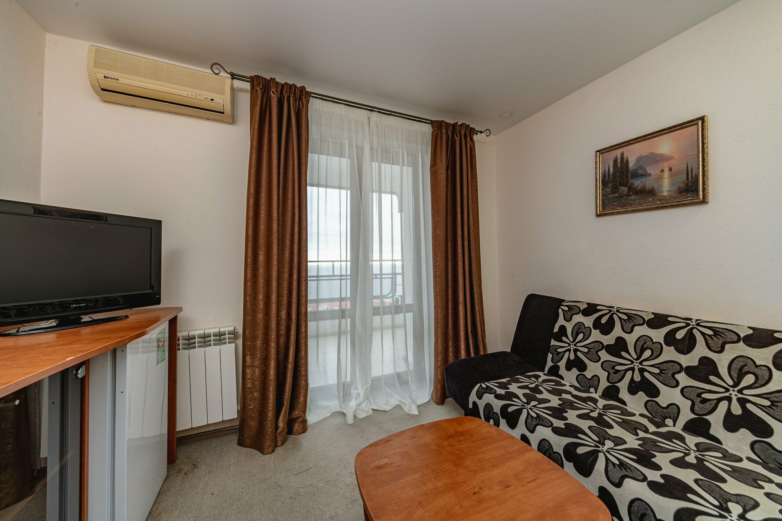 Повышенной комфортности 2-х местный 2-комнатный юг