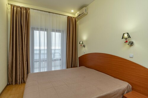 Полулюкс двухместный двухкомнатный 311 в Ай Тодор Юг