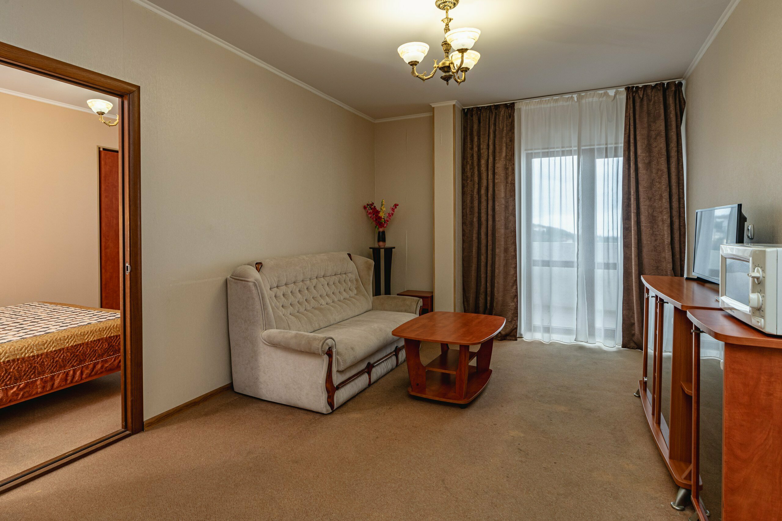 Повышенной комфортности семейный 2-х комнатный с видом на море 626